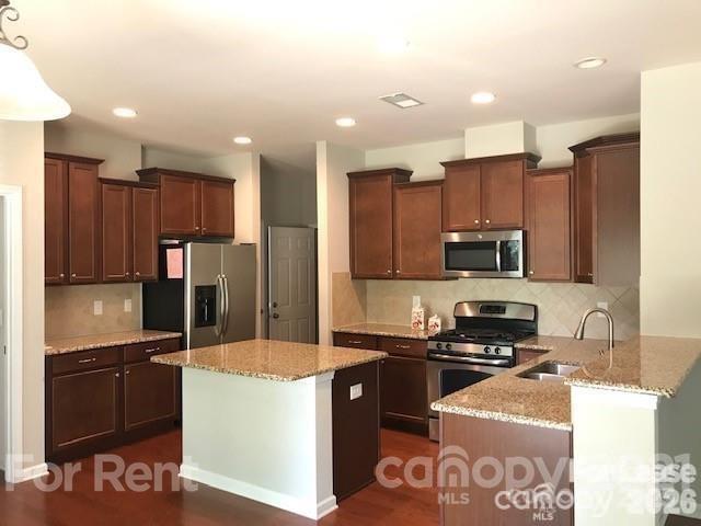 2709 Lawson Drive Property Photo 4