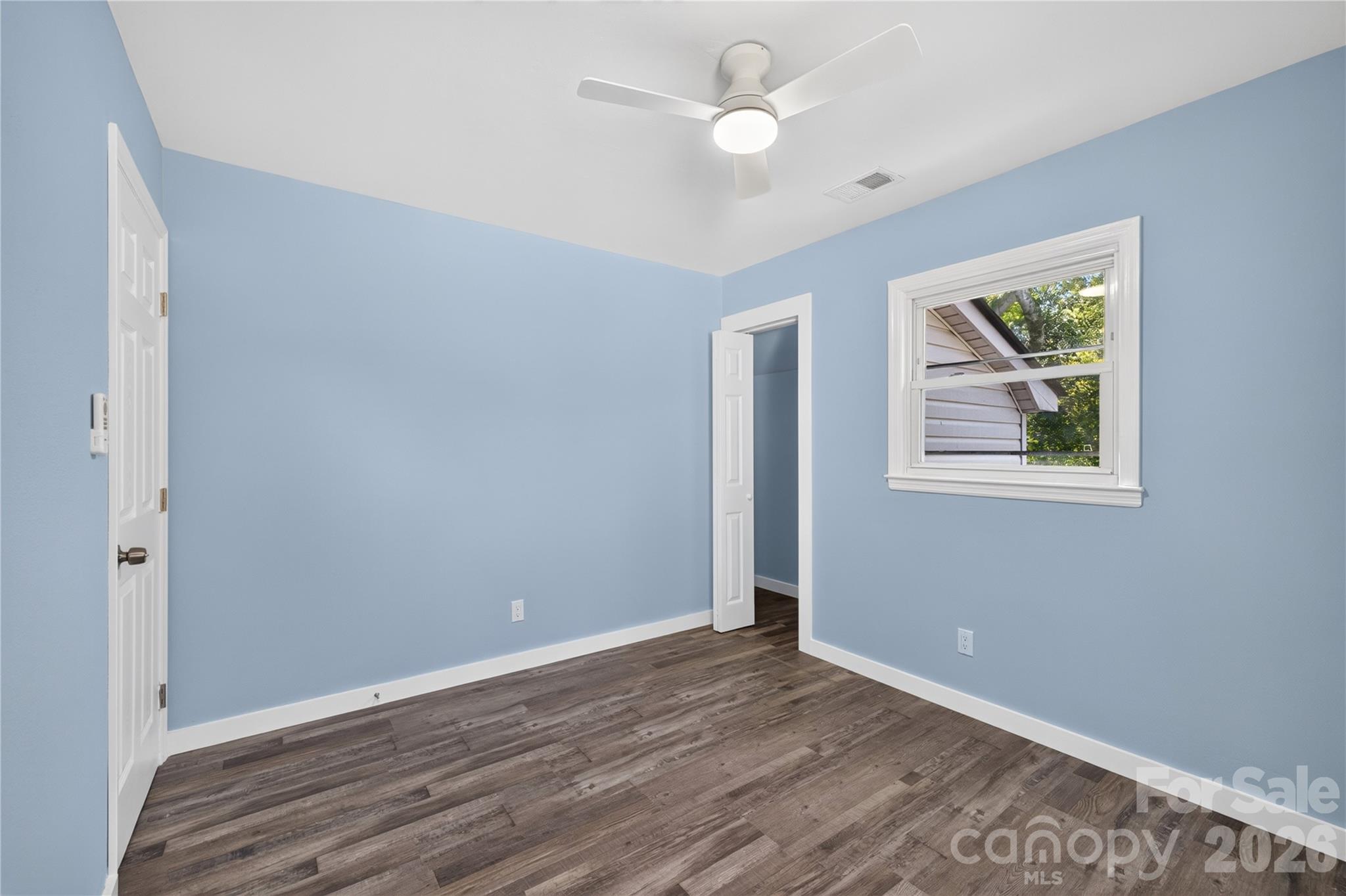 427 Clinton Avenue Property Photo 22