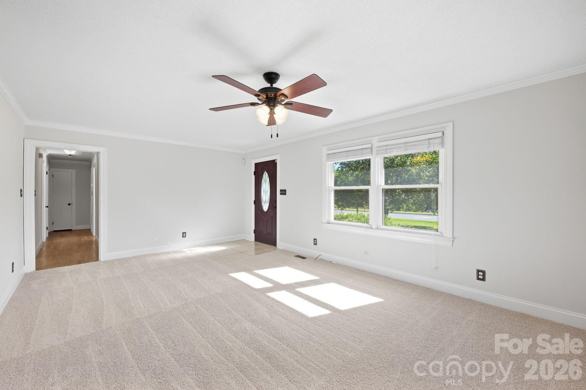 604 W Park Avenue Property Photo 5