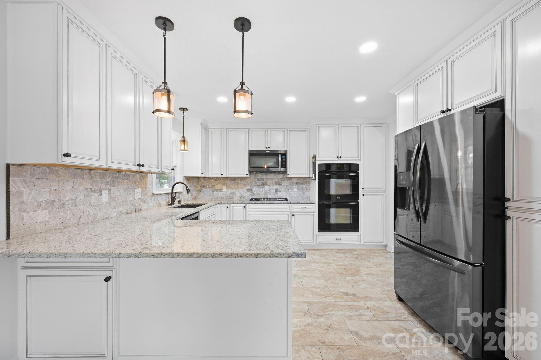 604 W Park Avenue Property Photo 12