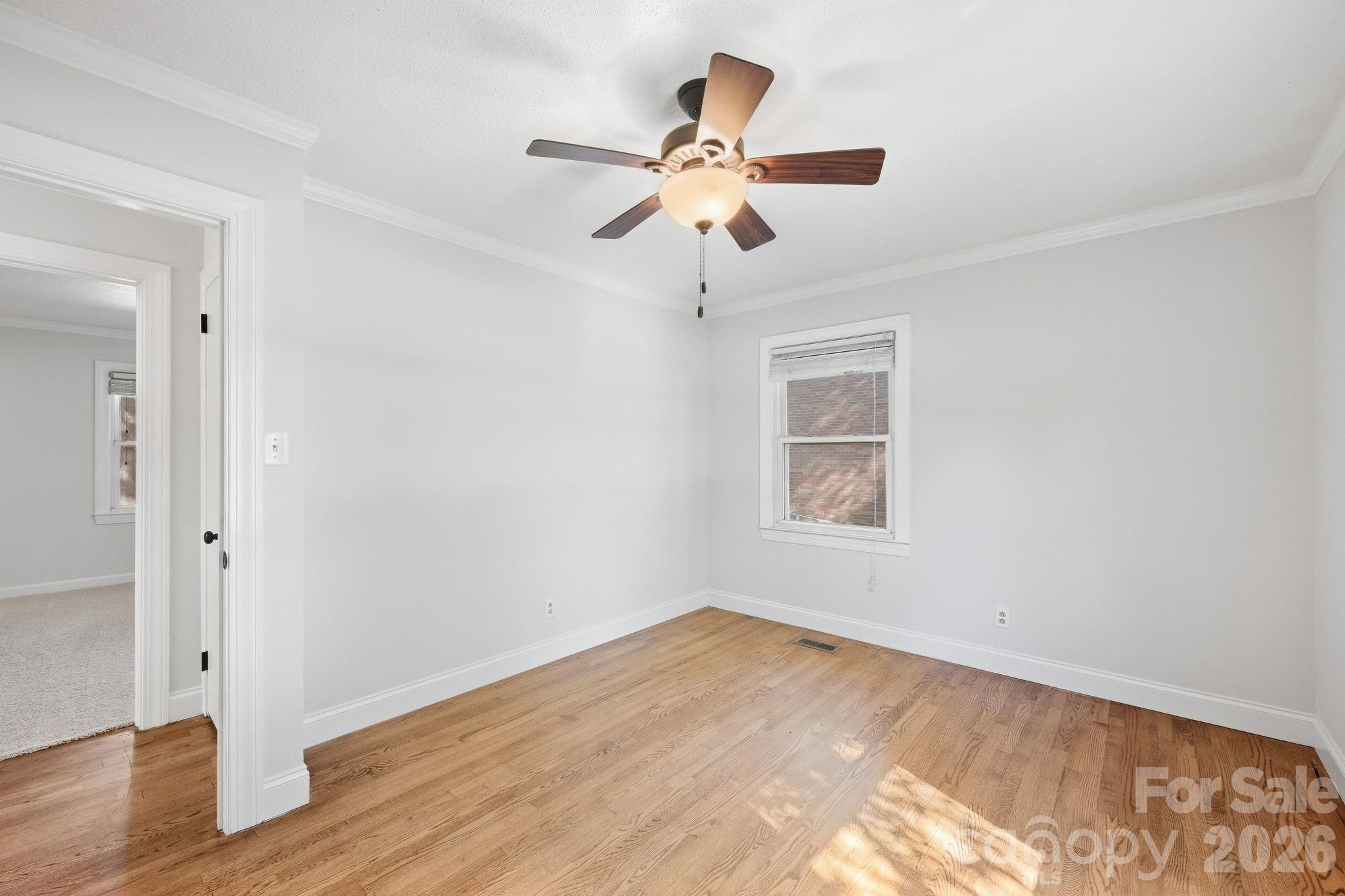 604 W Park Avenue Property Photo 19