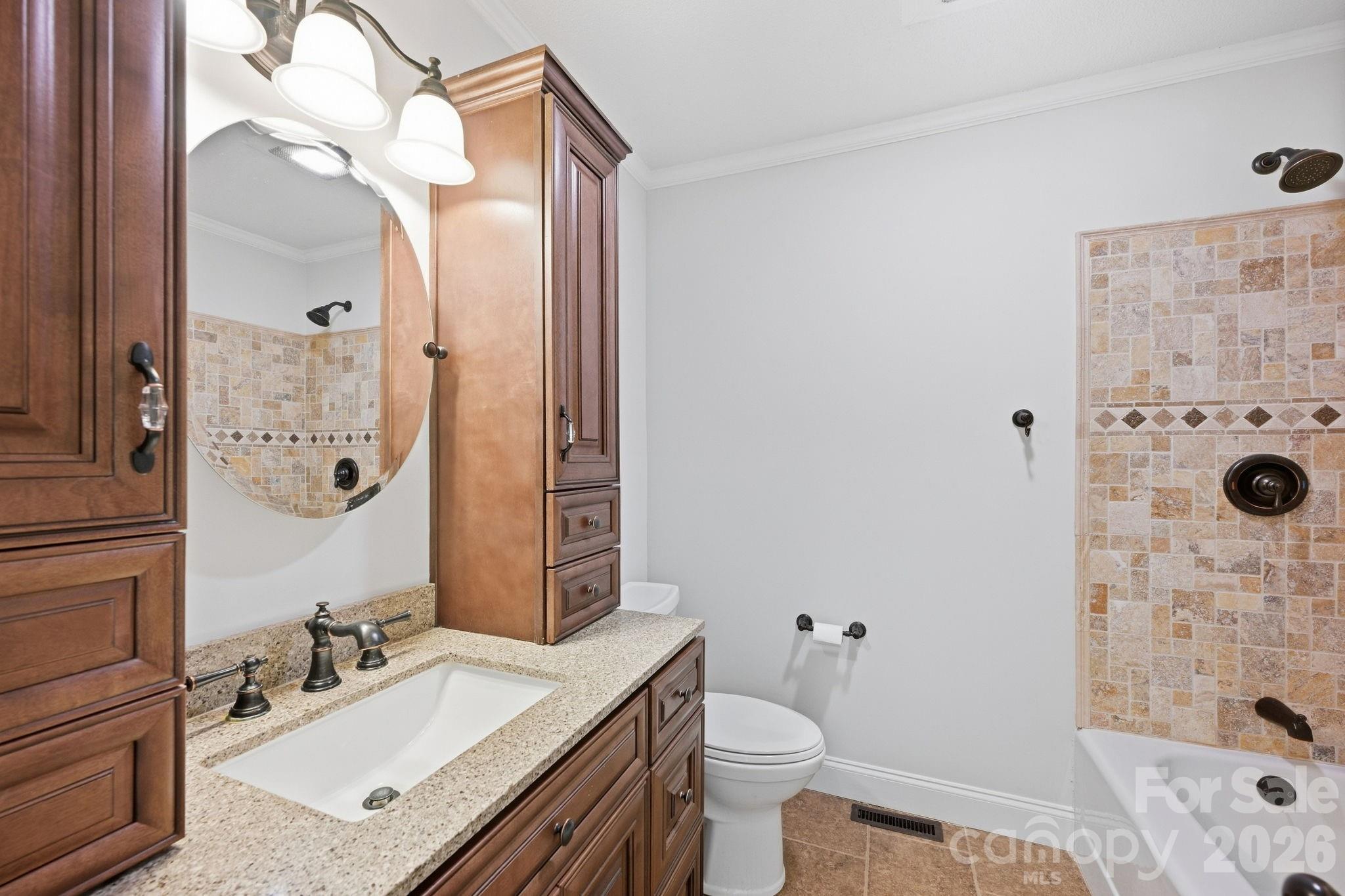 604 W Park Avenue Property Photo 22