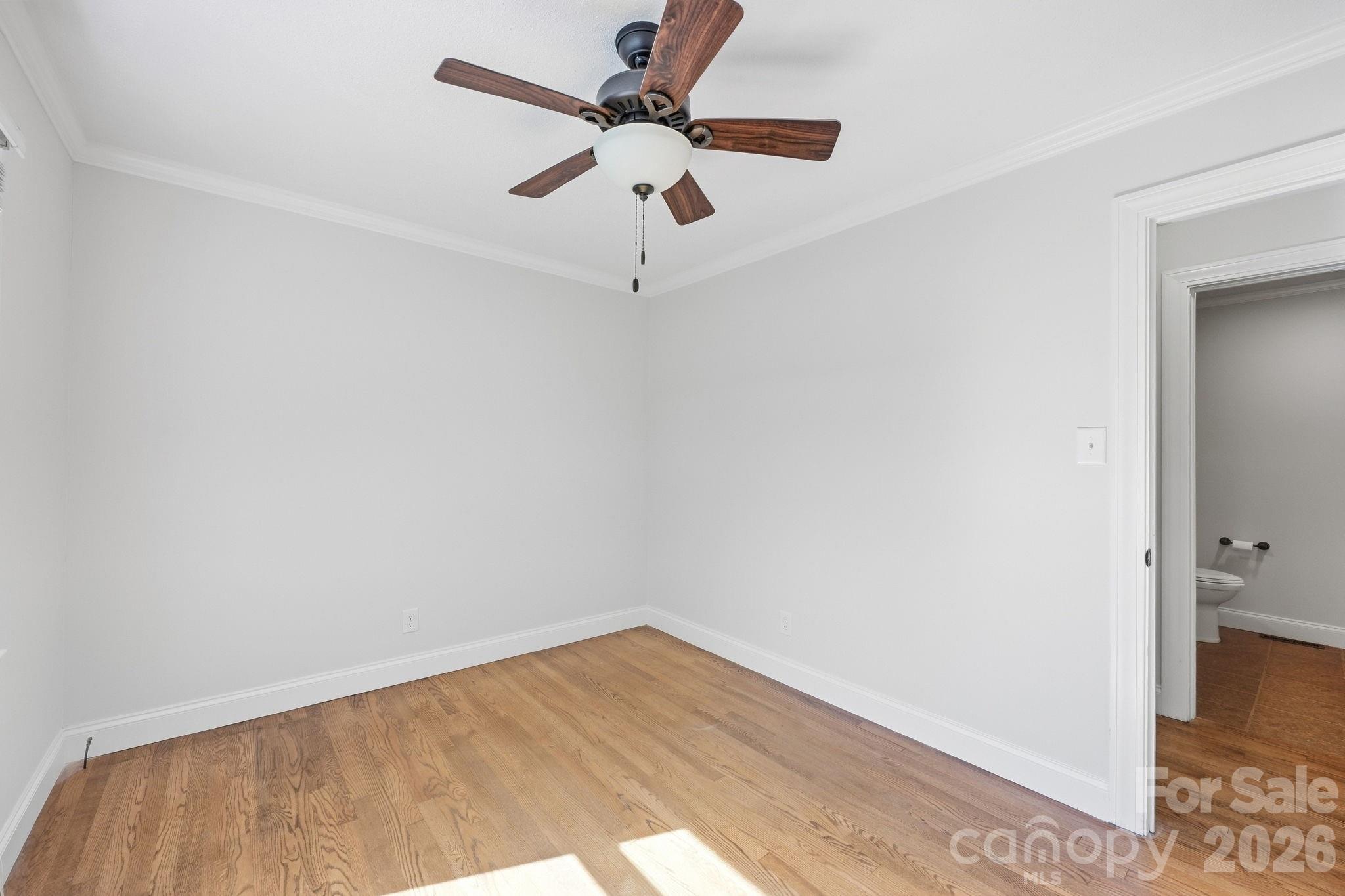 604 W Park Avenue Property Photo 24