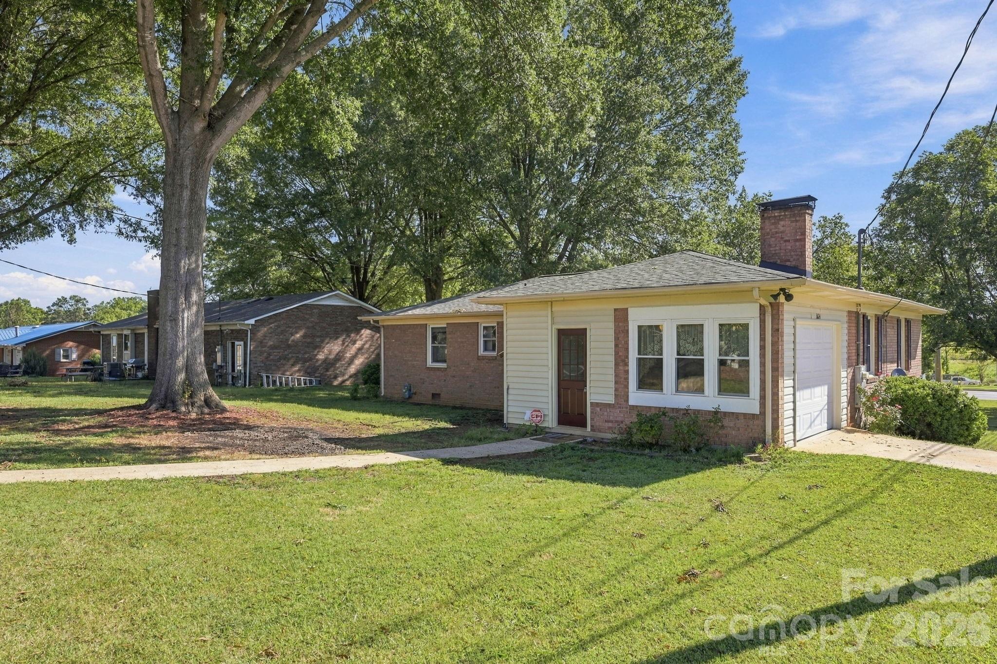 604 W Park Avenue Property Photo 29