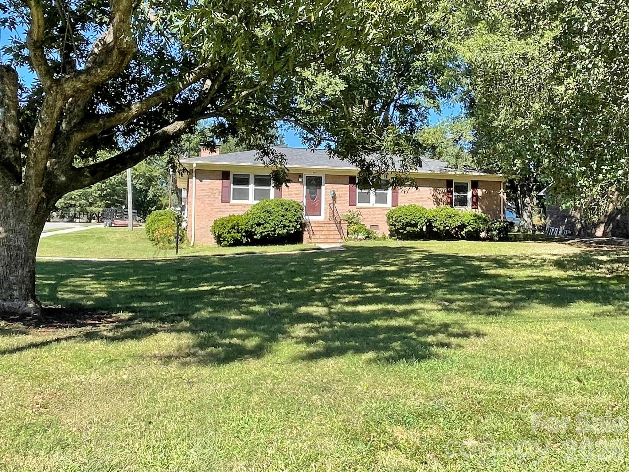 604 W Park Avenue Property Photo 41