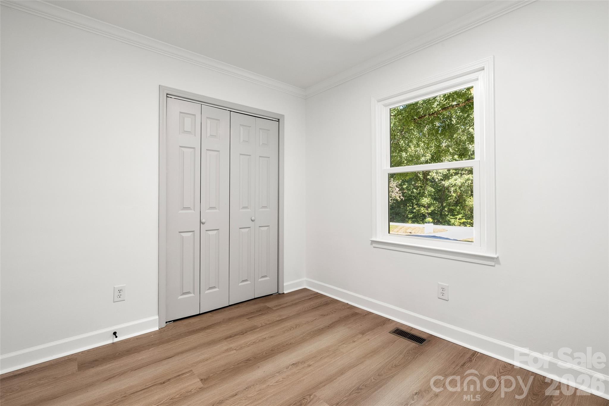 452 Riverdale Road Property Photo 23
