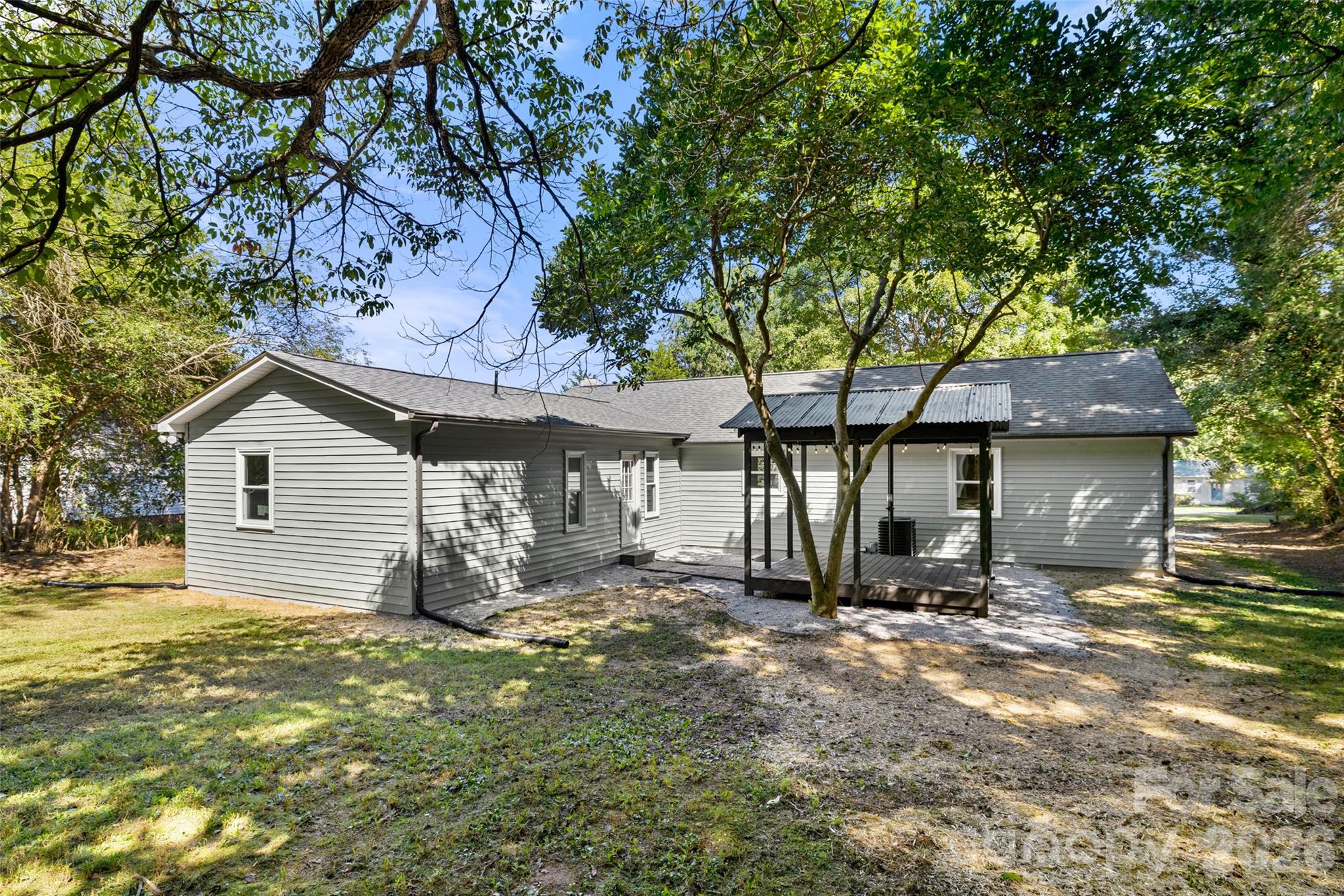 452 Riverdale Road Property Photo 28