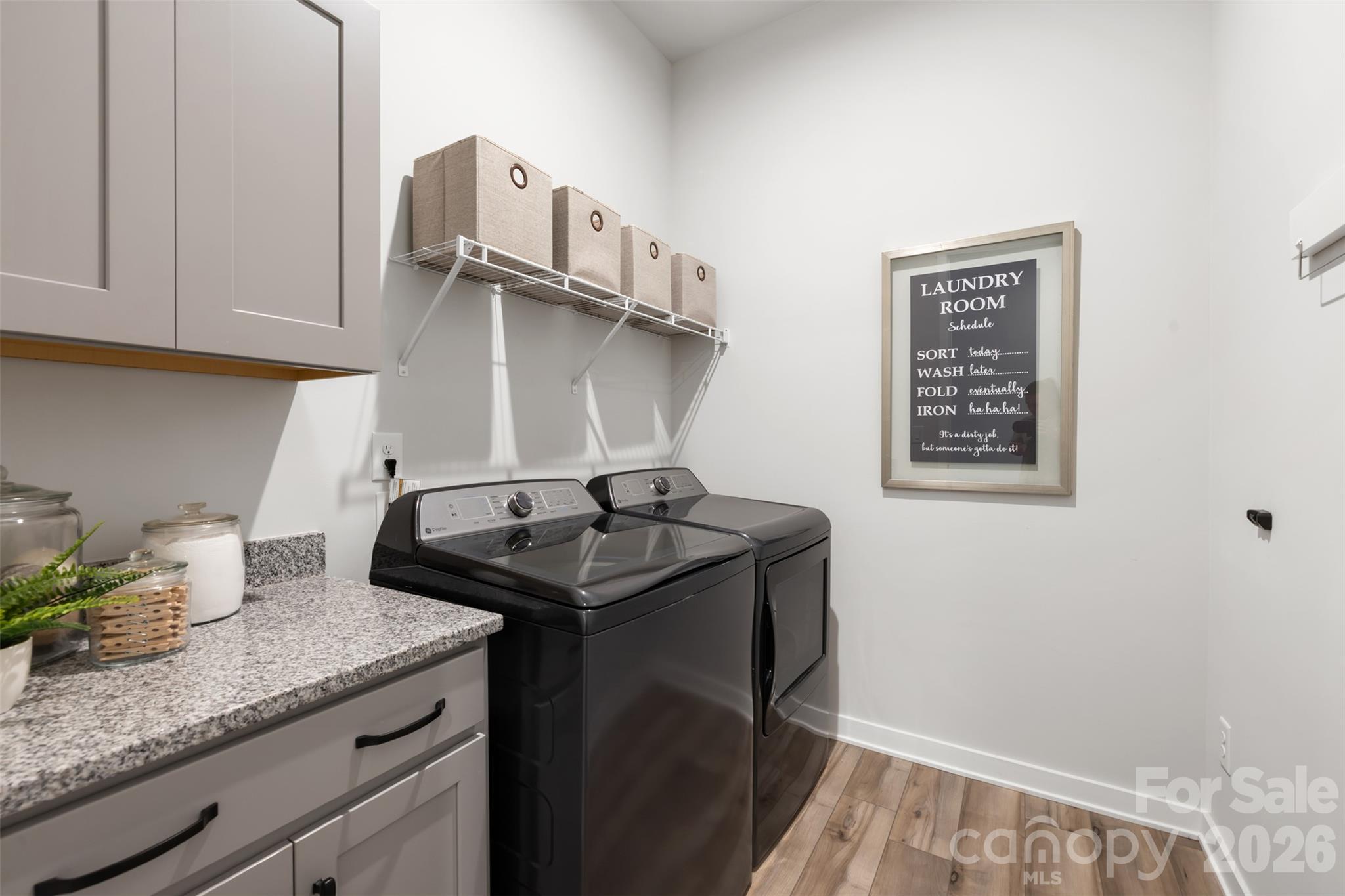 5208 Glenwalk Drive Property Photo 28