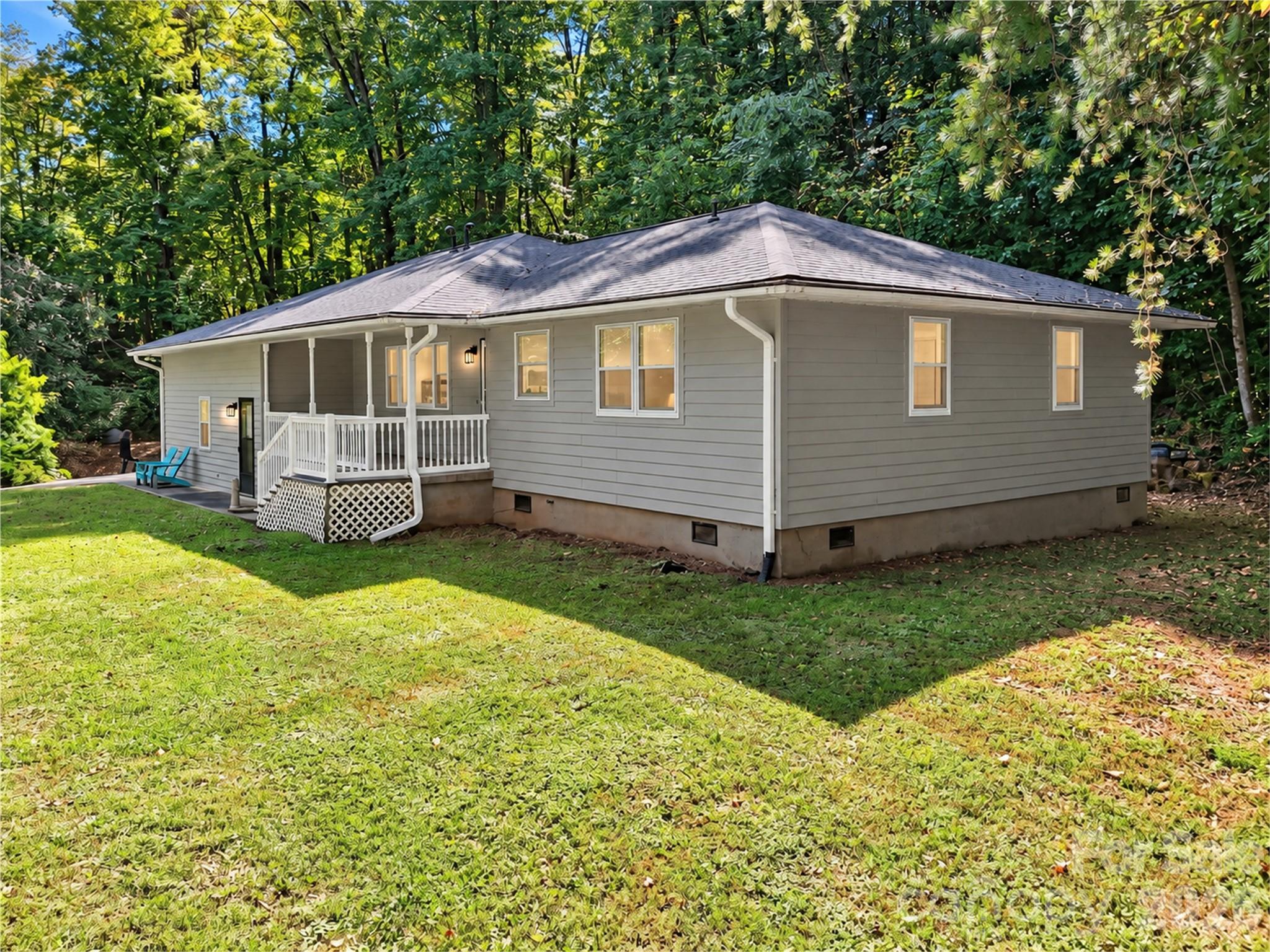 250 Camp Creek Road Property Photo 2