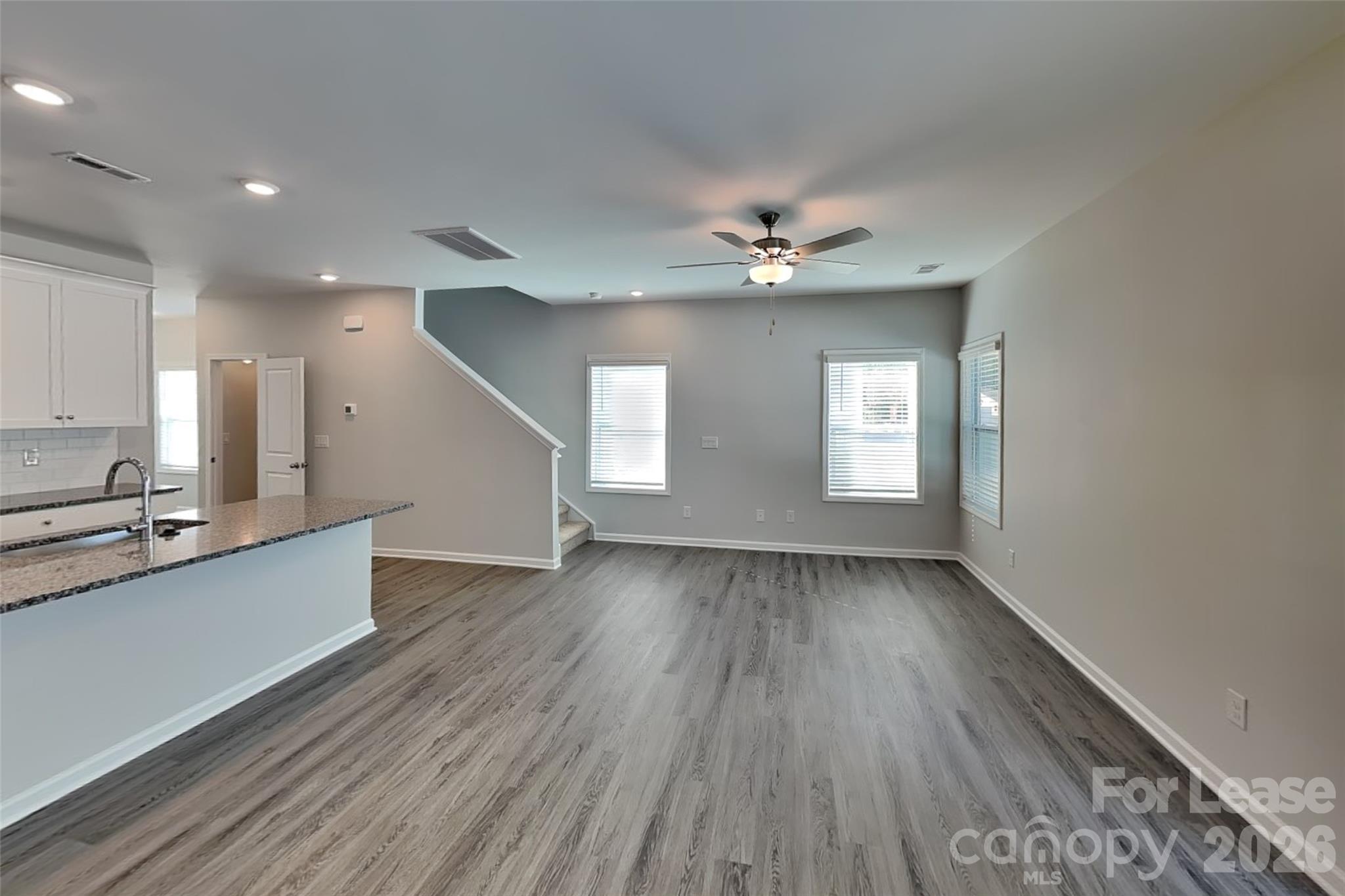 6013 Dutton Drive Property Photo 3