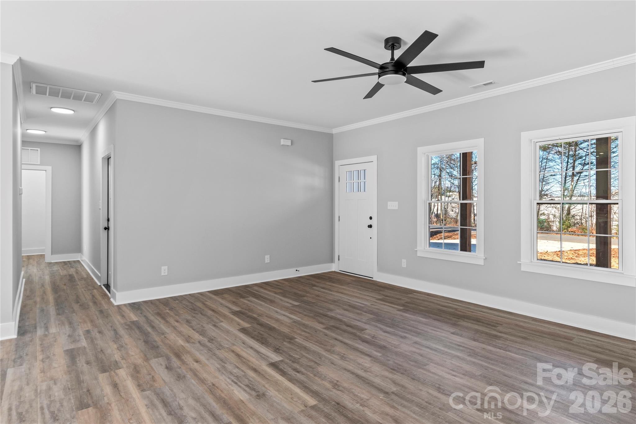 2328 Summerlin Street Property Photo 12