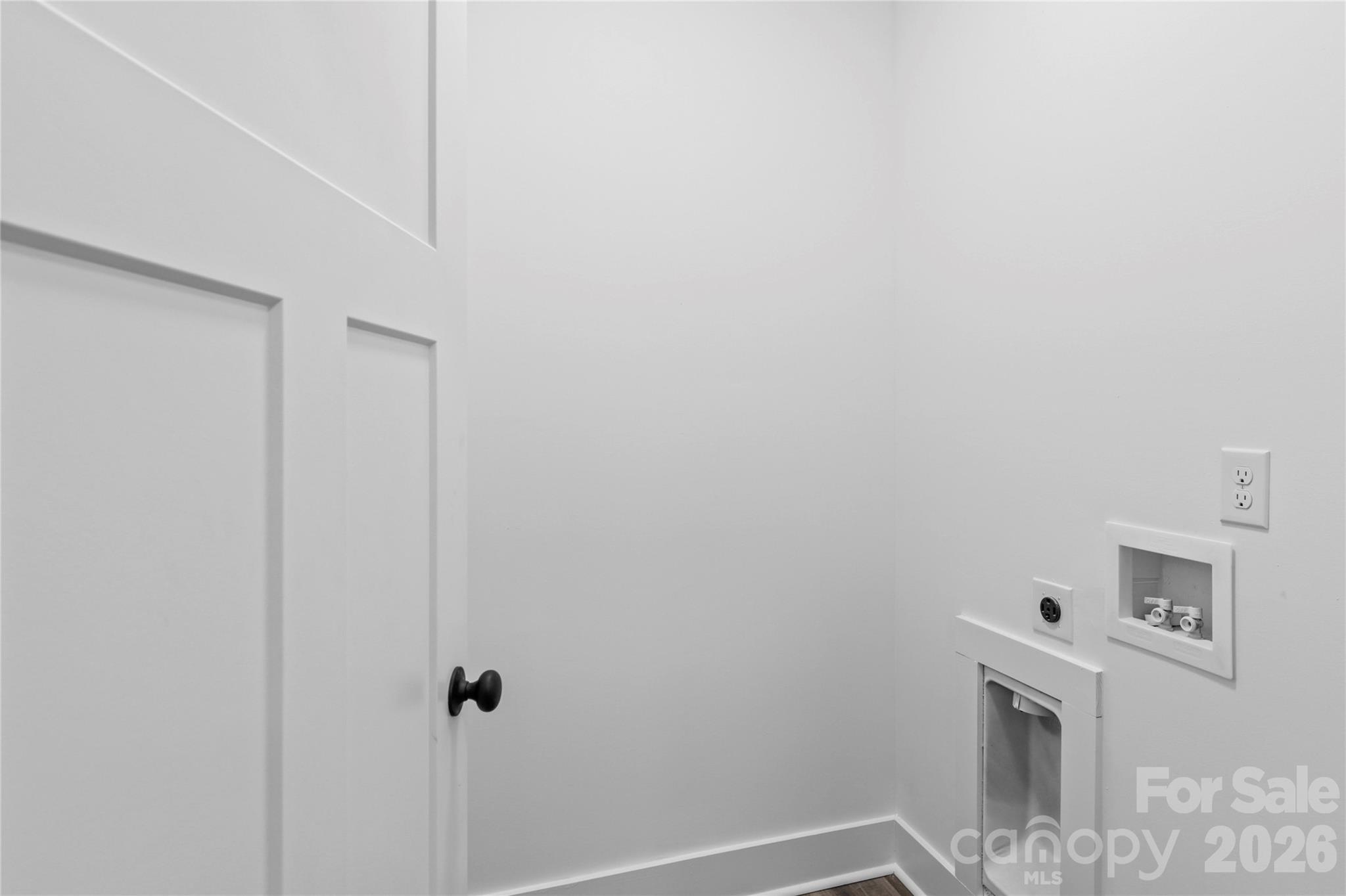2328 Summerlin Street Property Photo 14