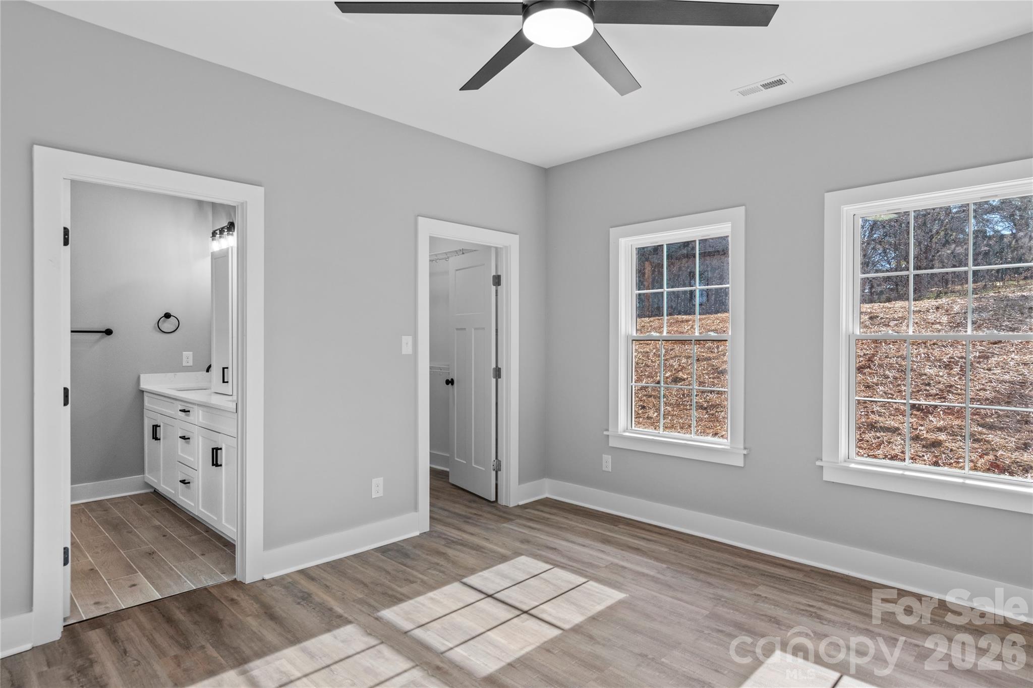 2328 Summerlin Street Property Photo 16