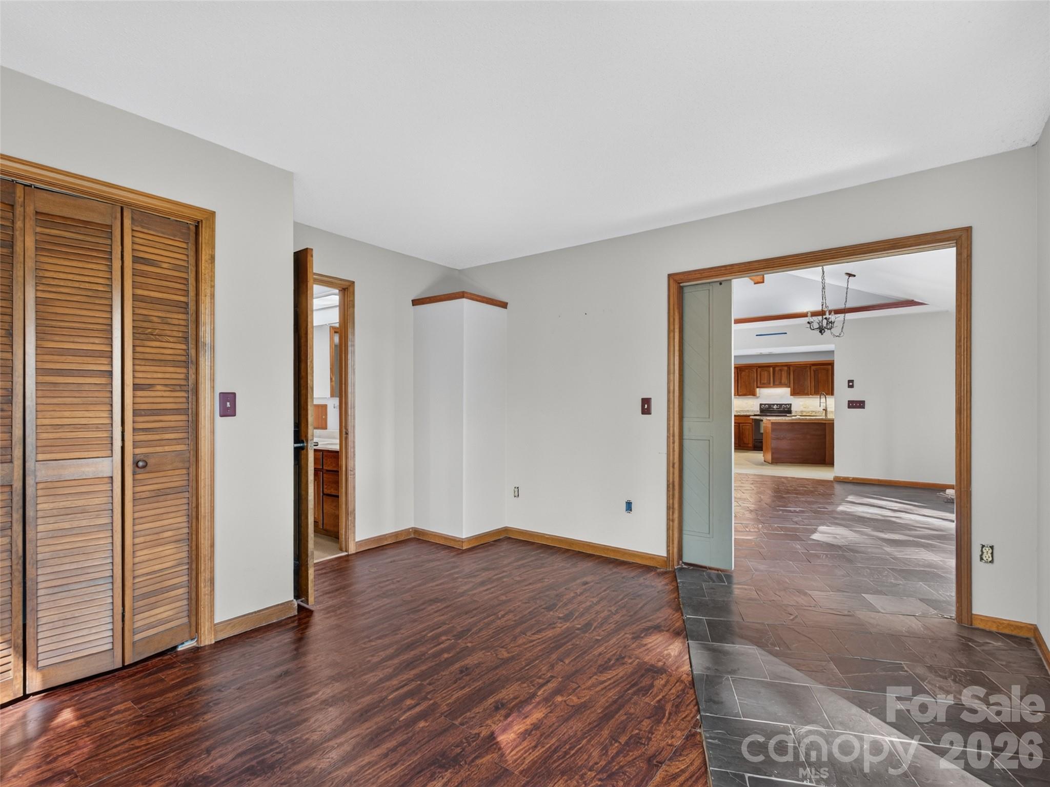 172 Clock Crest Drive Property Photo 19