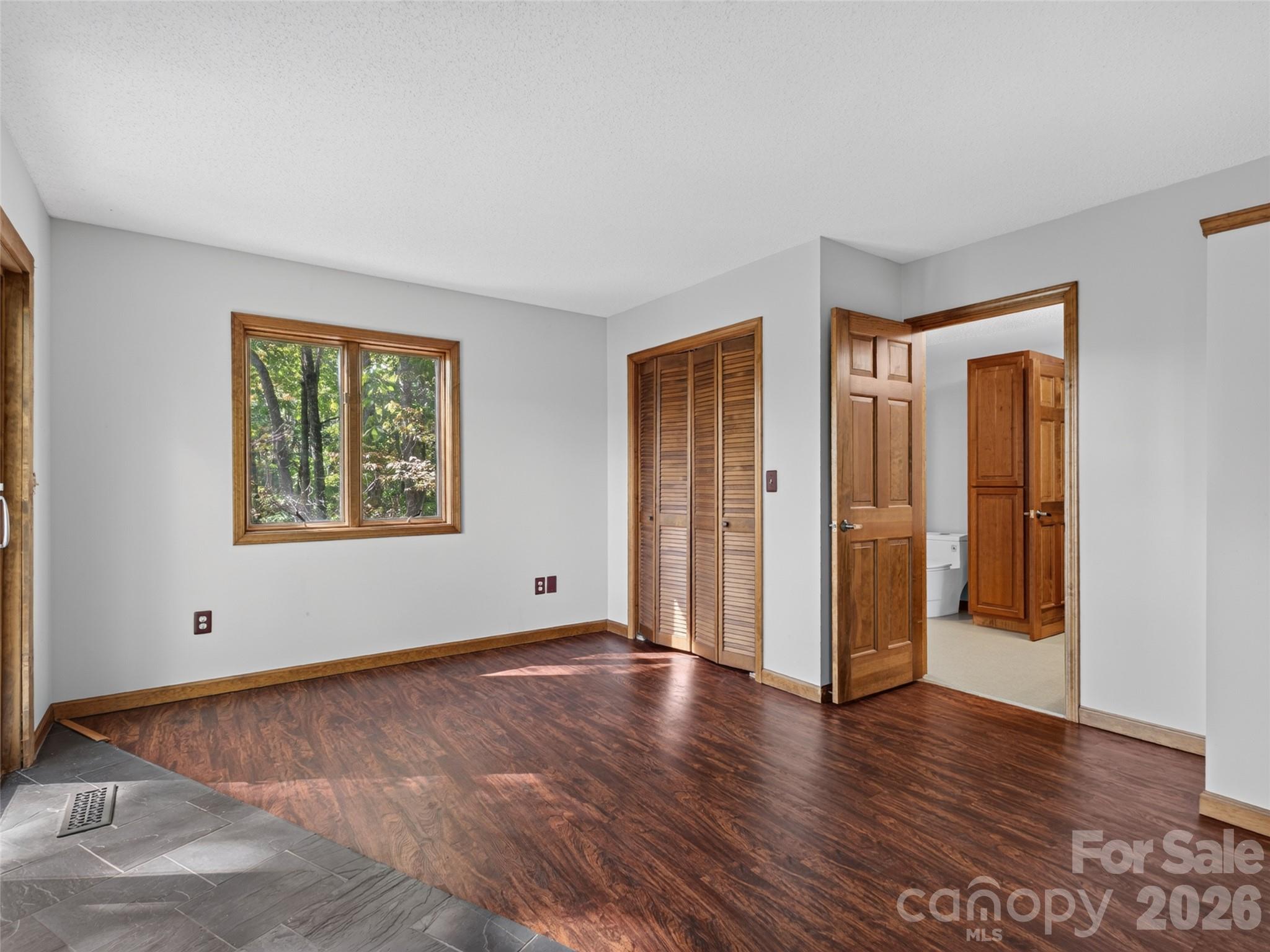 172 Clock Crest Drive Property Photo 20