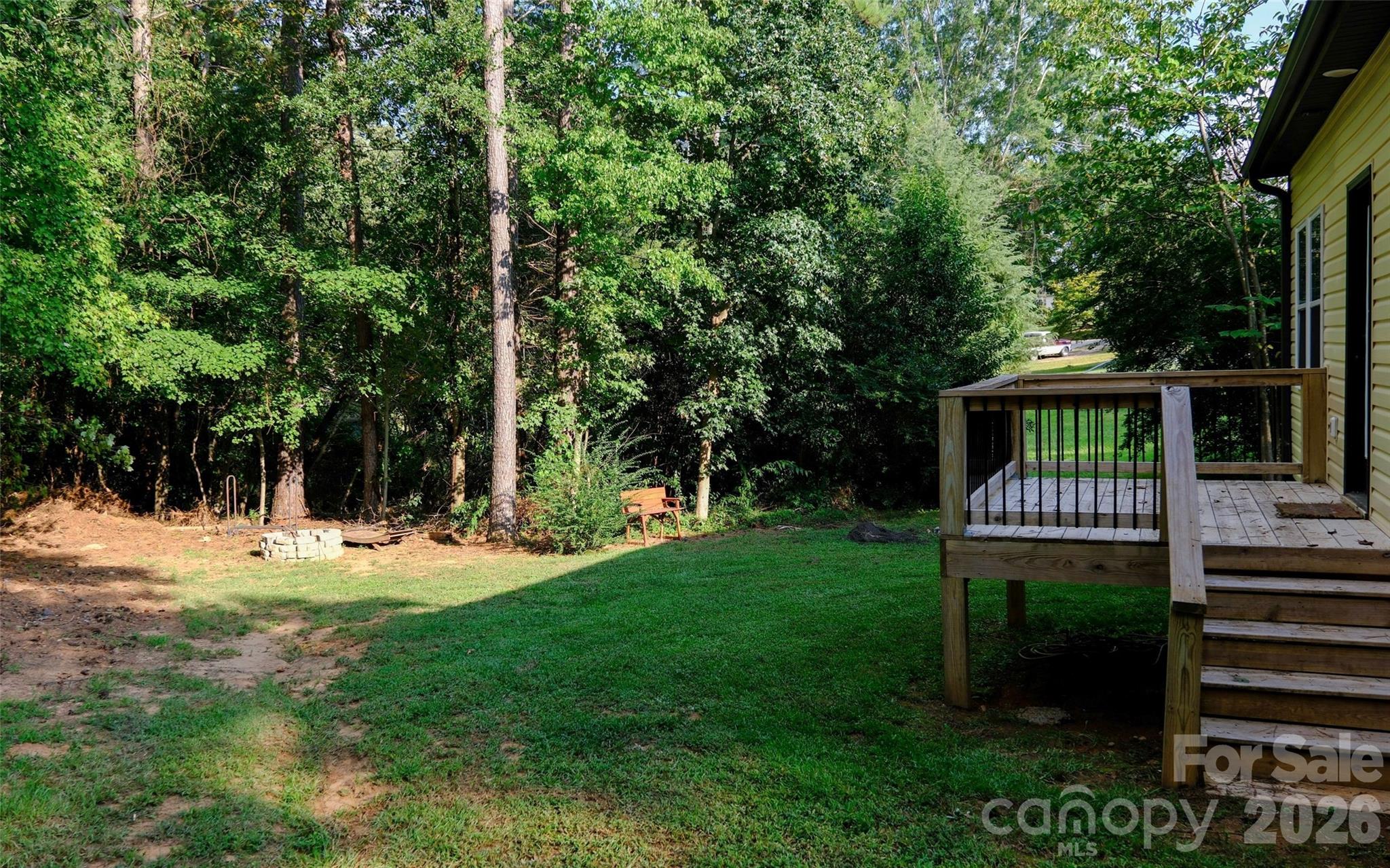 524 Asbury Drive Property Photo 7