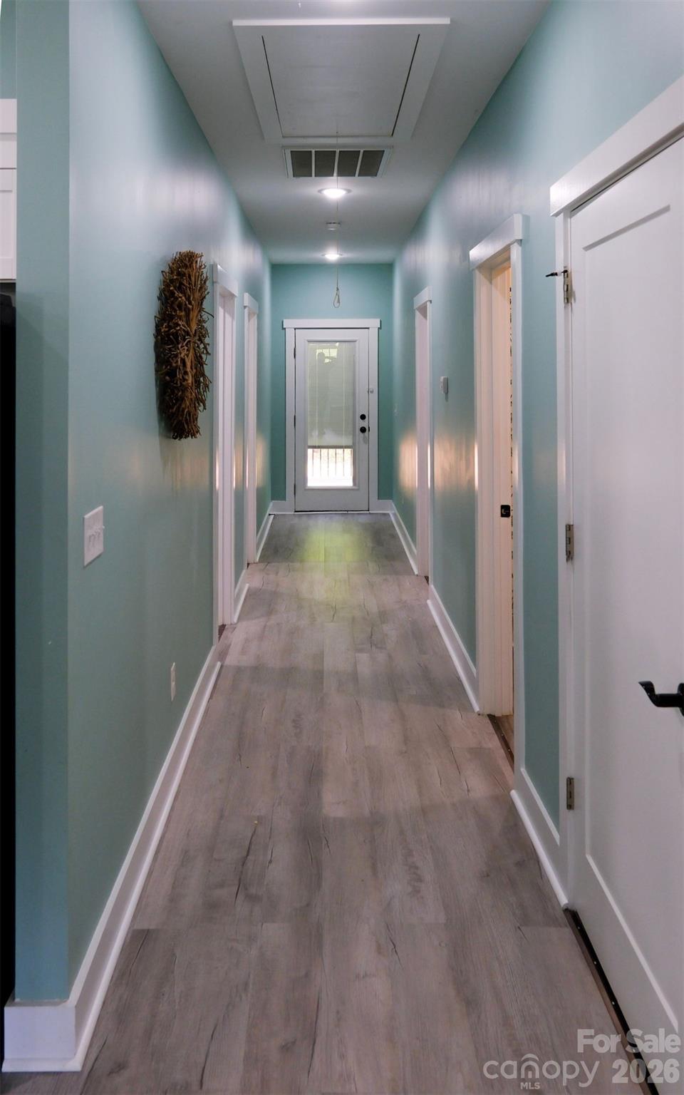 524 Asbury Drive Property Photo 14