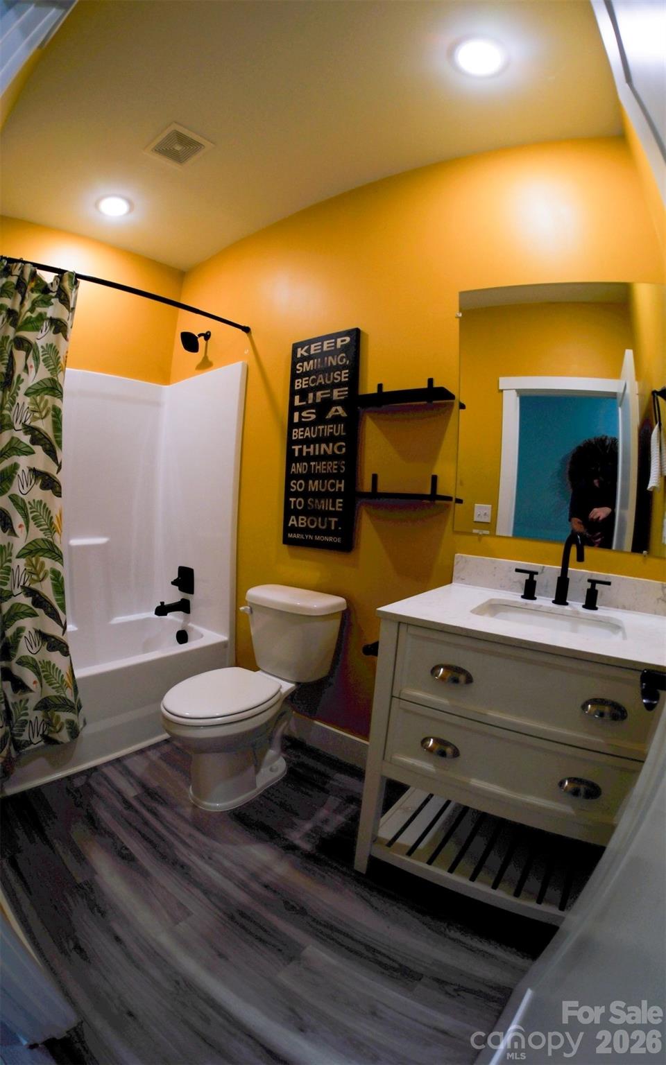 524 Asbury Drive Property Photo 15