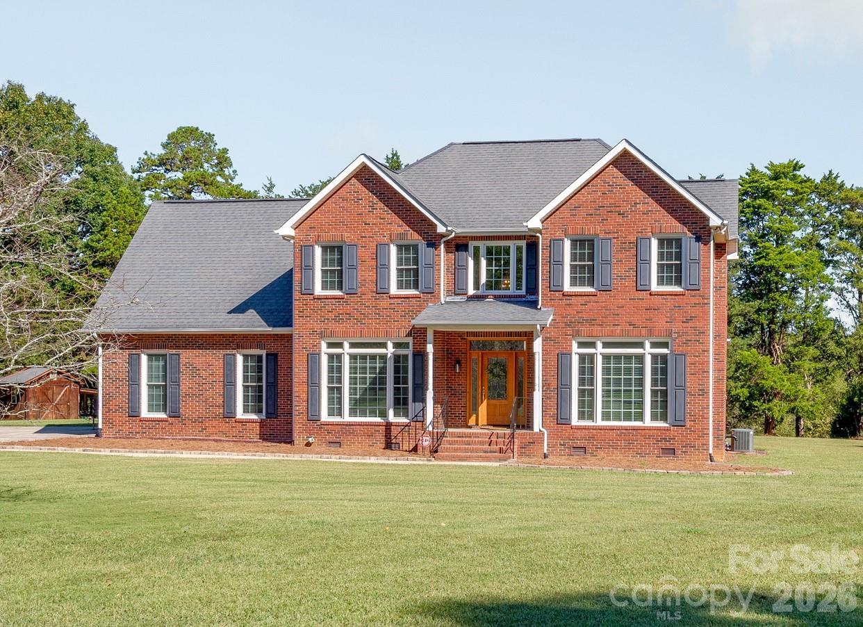 16506 Whispering Oaks Lane Property Photo 1