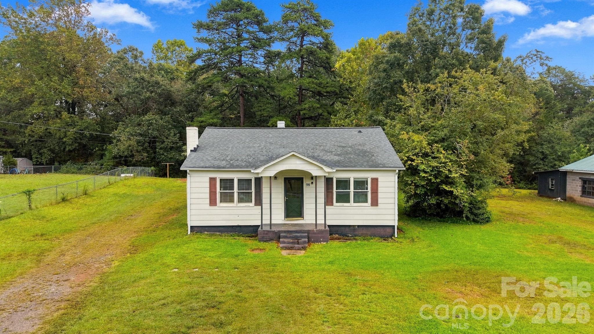 98 Duke Street Property Photo 4