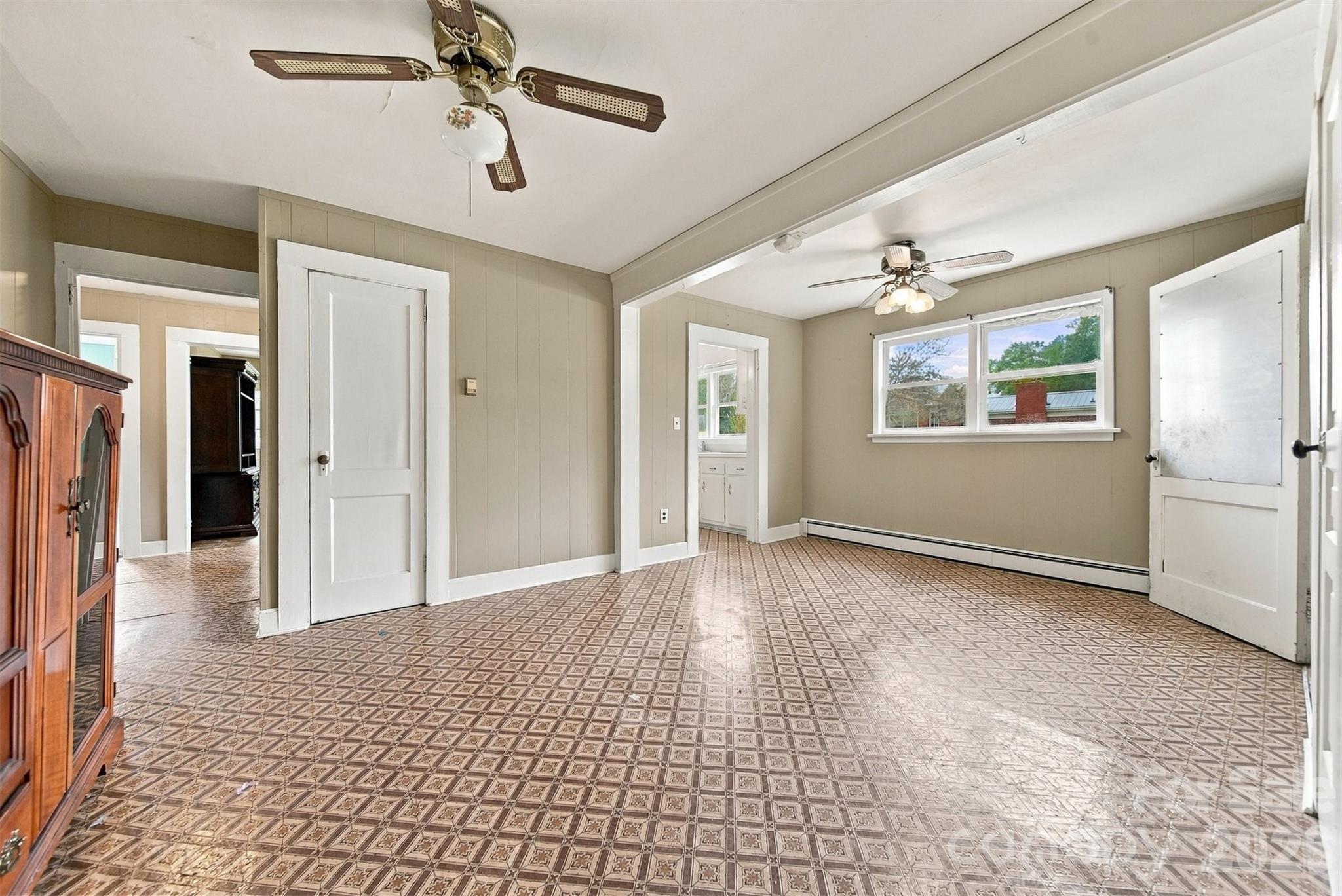 98 Duke Street Property Photo 11