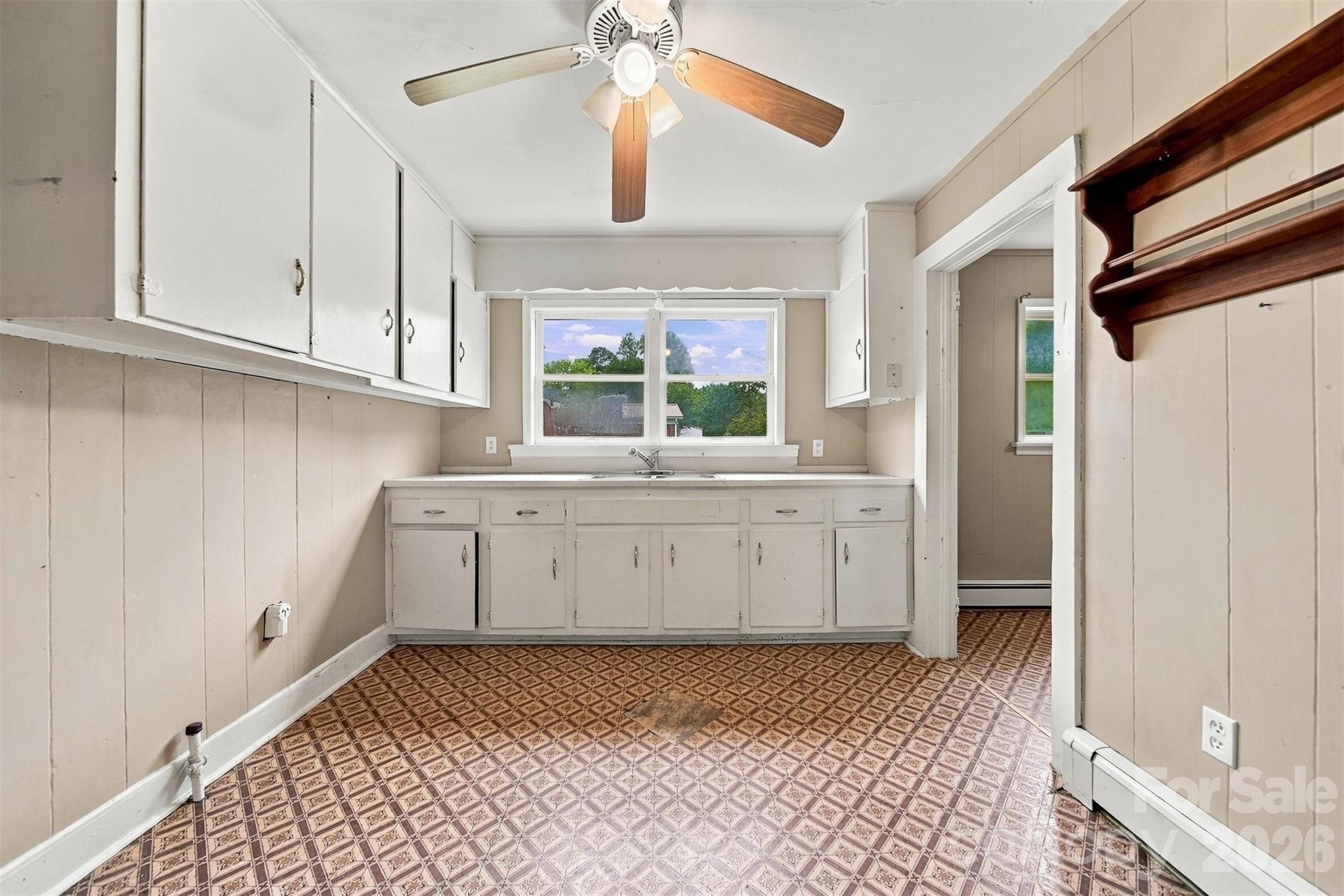 98 Duke Street Property Photo 14