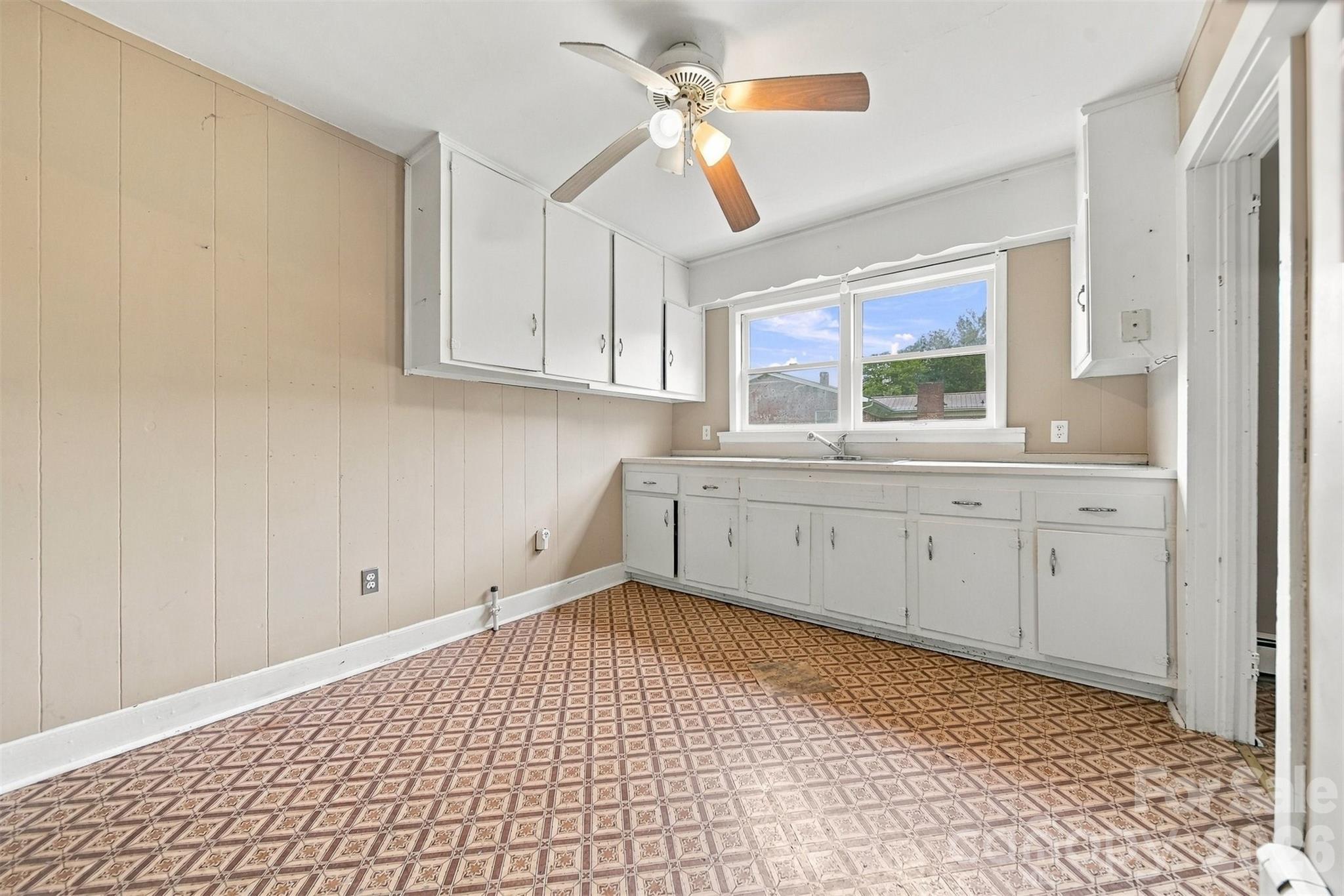 98 Duke Street Property Photo 16