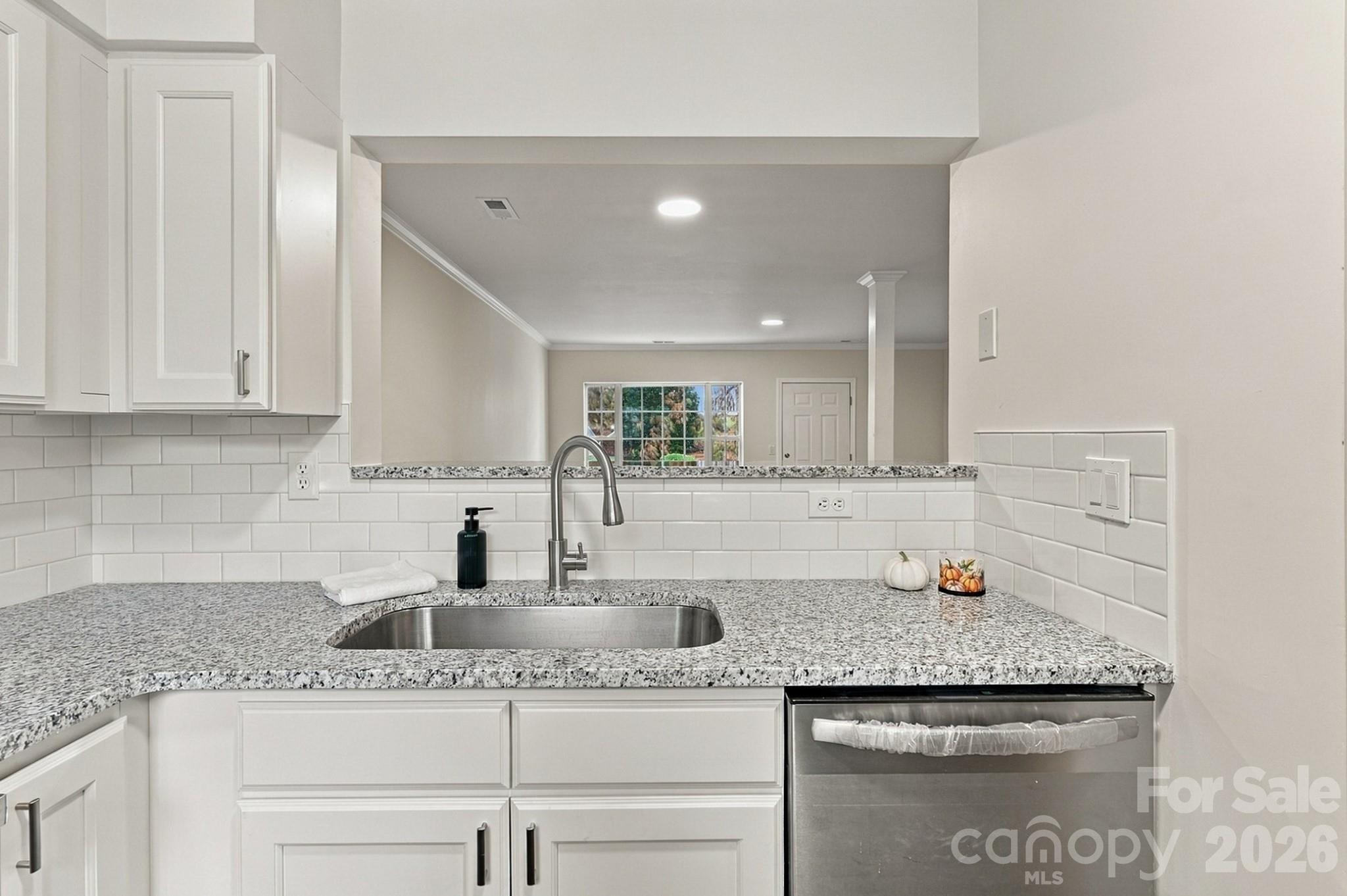 4210 Melrose Club Drive Property Photo 8