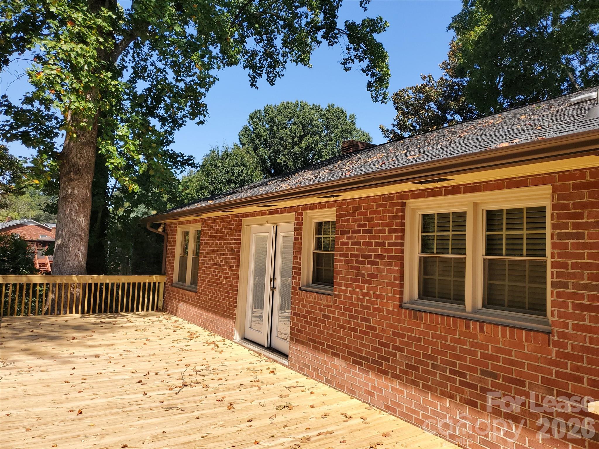 614 Carolina Avenue Property Photo 6