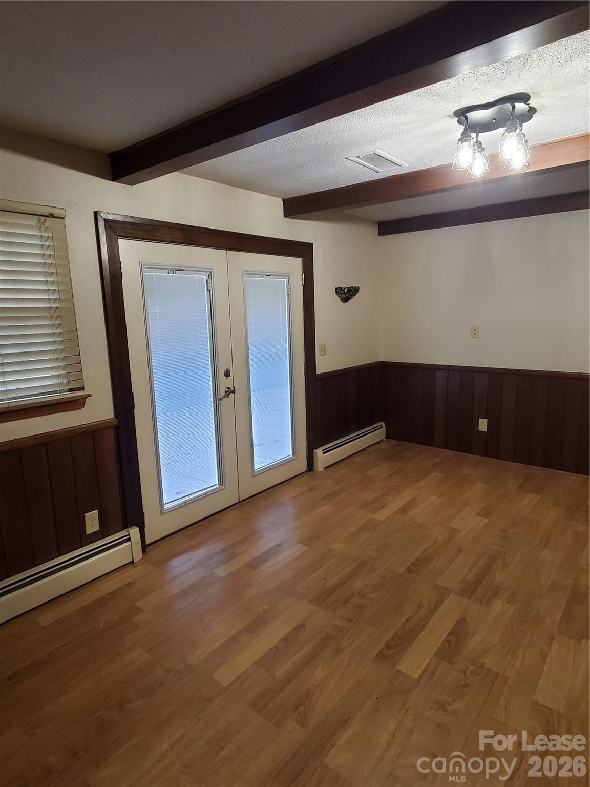 614 Carolina Avenue Property Photo 9