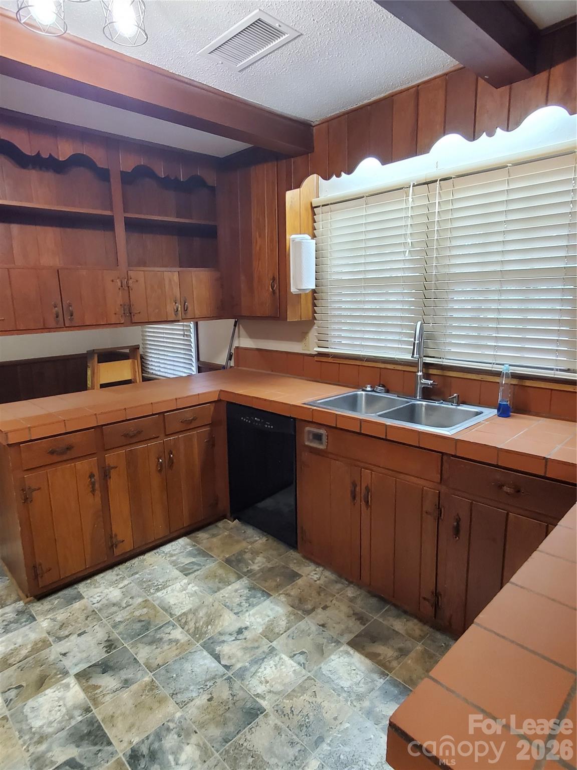 614 Carolina Avenue Property Photo 12
