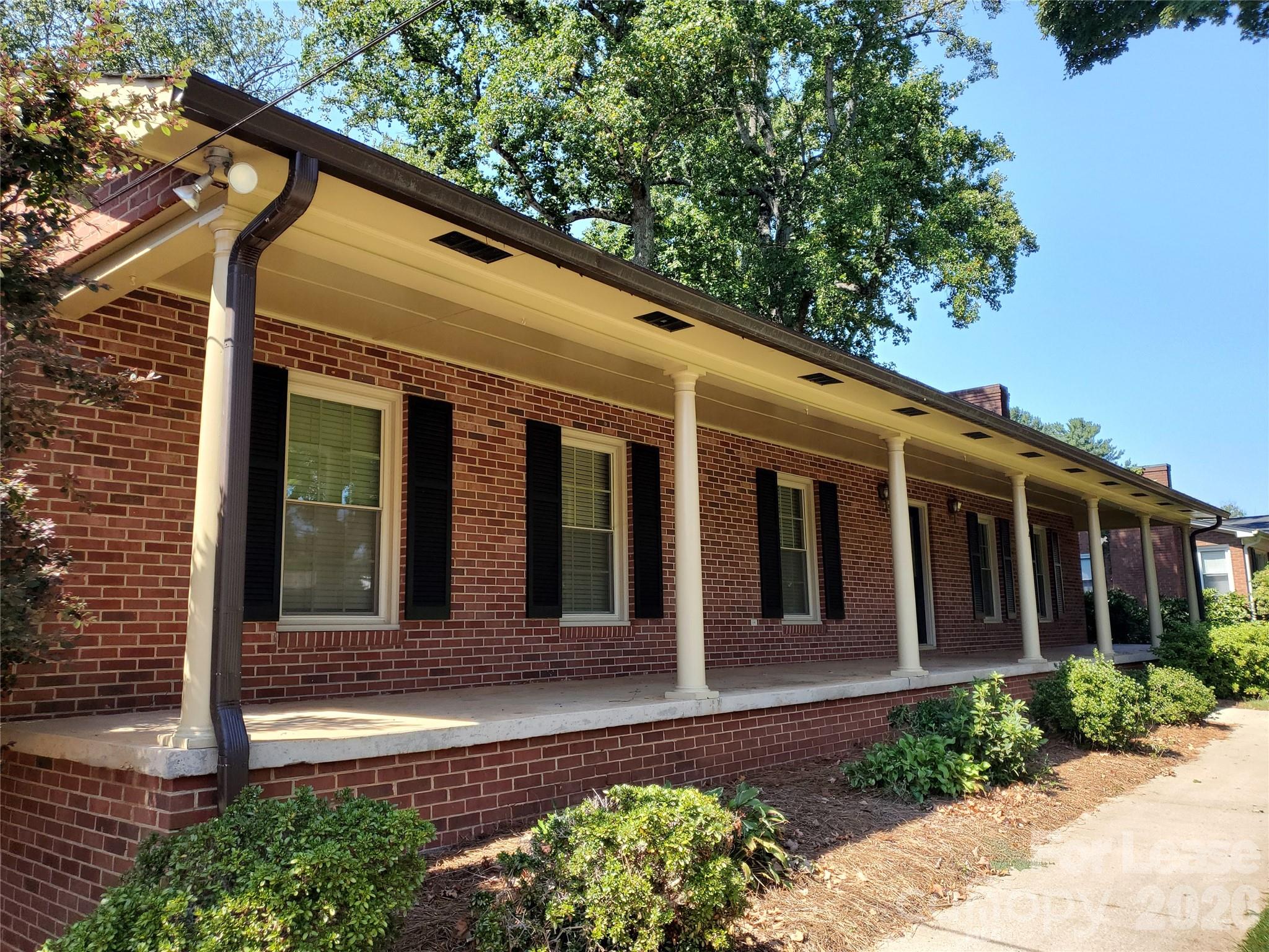 614 Carolina Avenue Property Photo 38