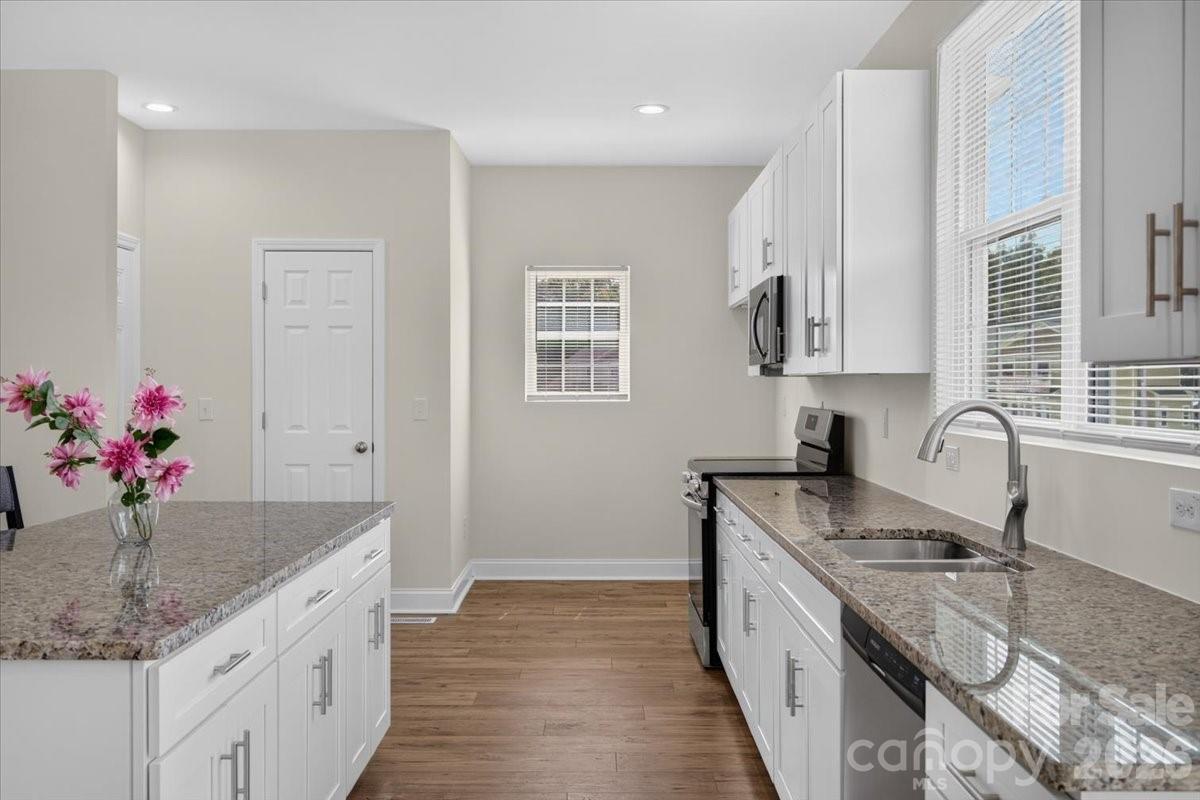1022 Heath Helms Road Property Photo 10