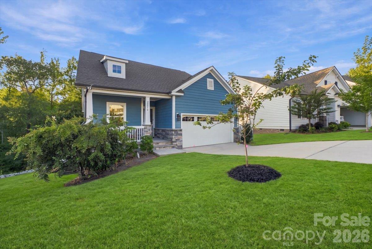 24550 Blue Heron Circle Property Photo 1