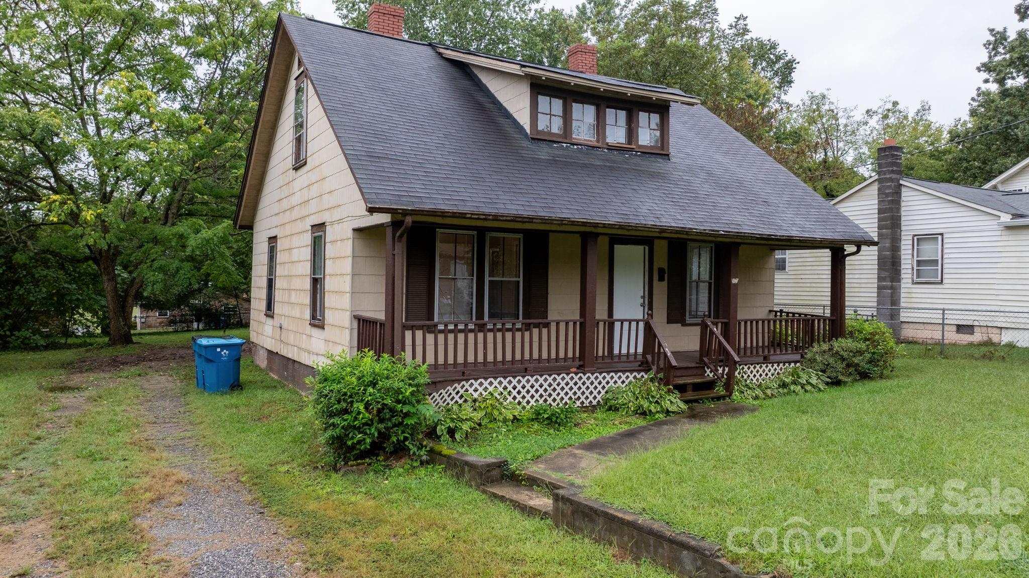 1847 2nd Avenue Property Photo 4