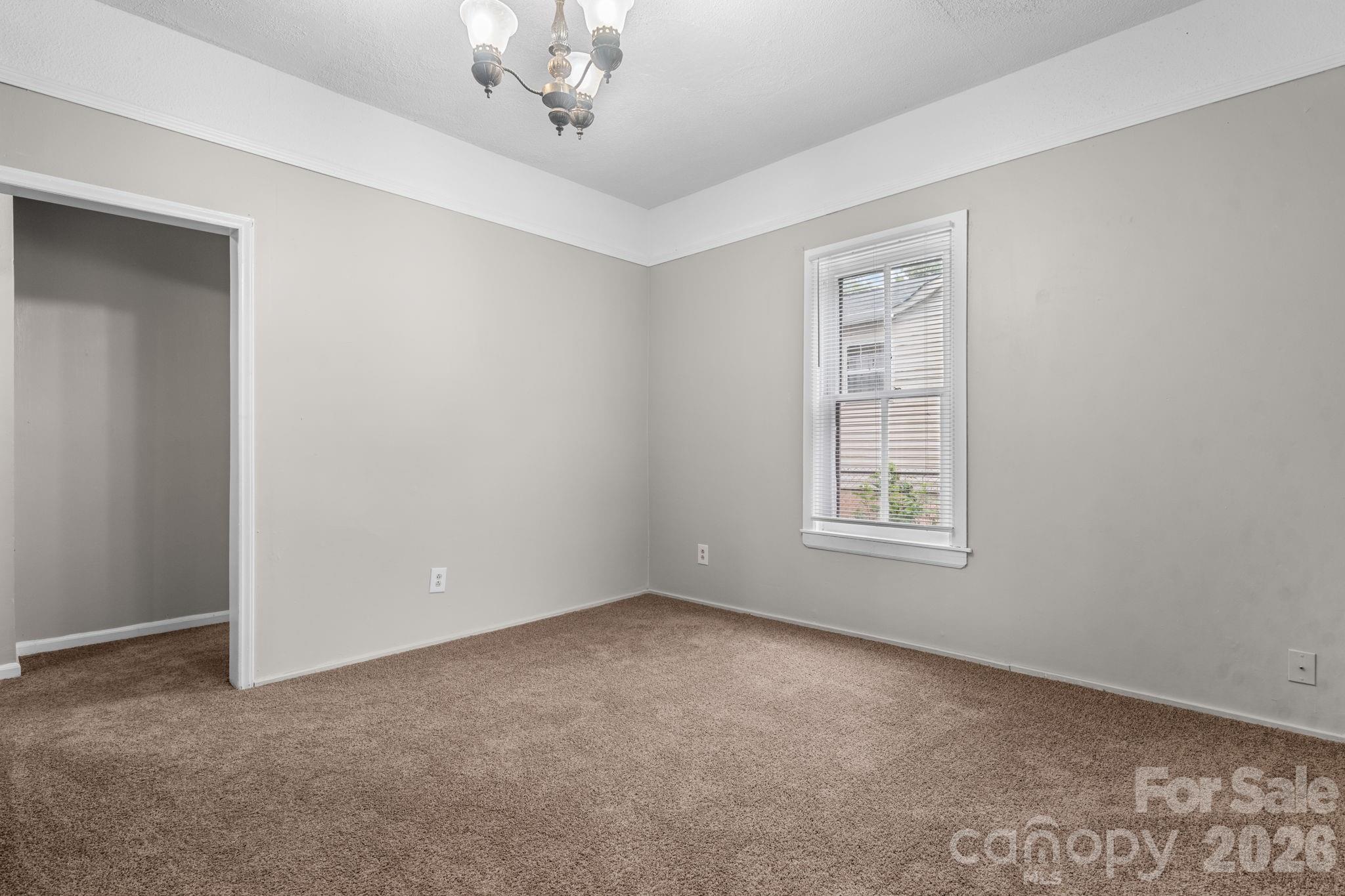 1847 2nd Avenue Property Photo 8