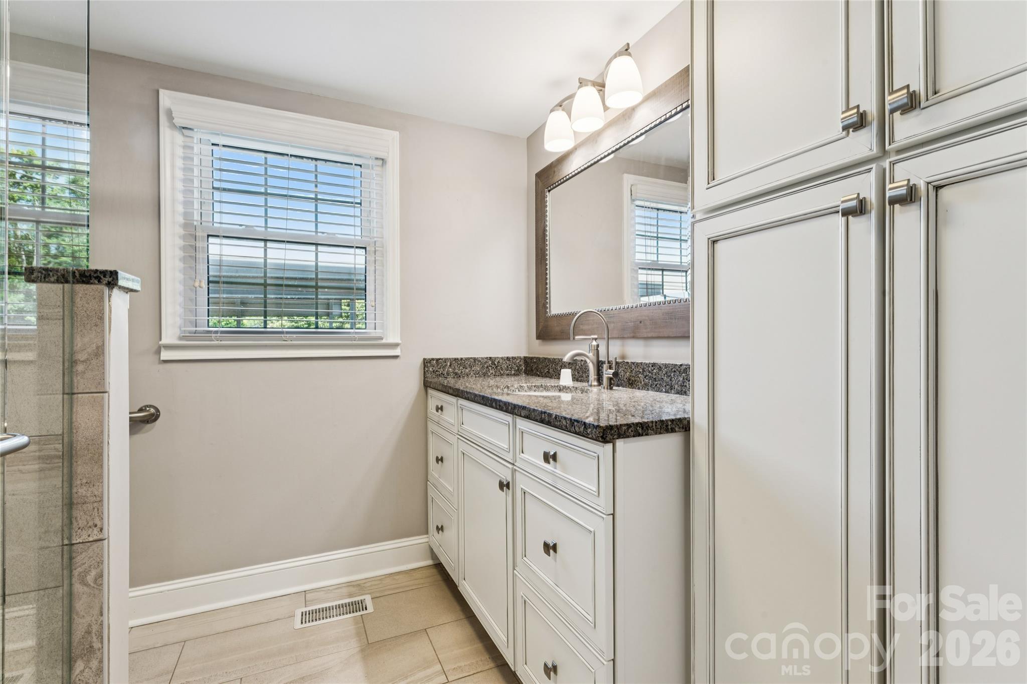 7 Indian Trail Road Property Photo 16