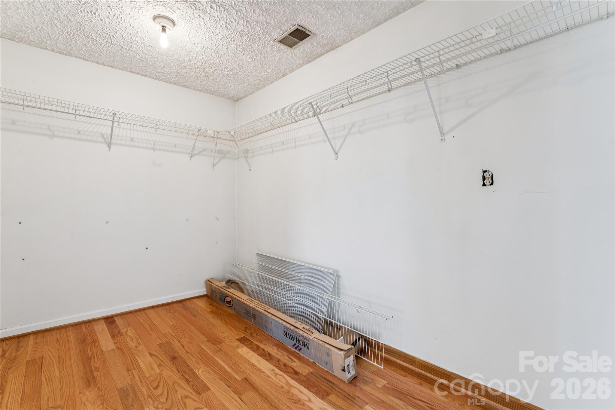 7 Indian Trail Road Property Photo 27