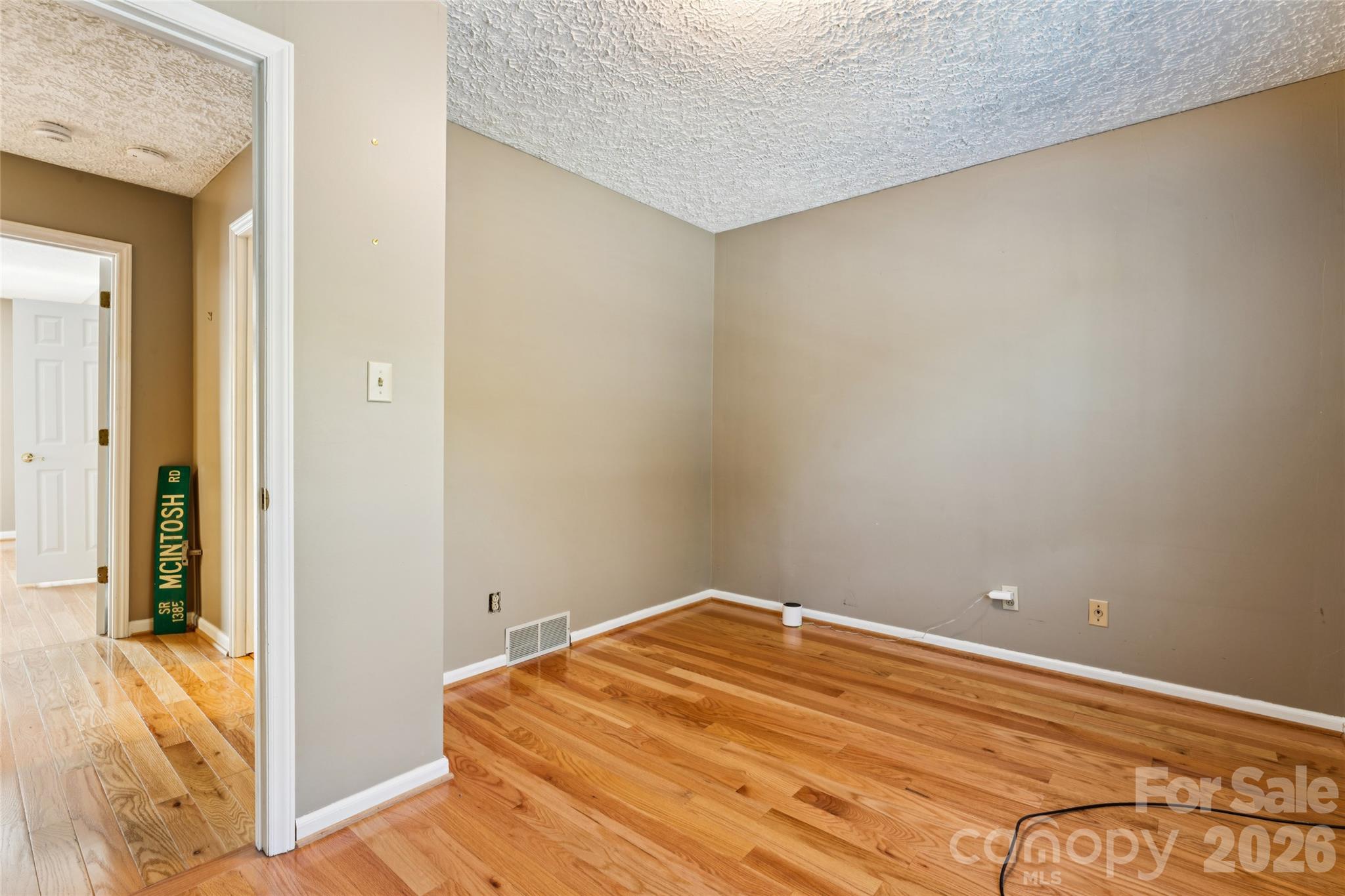 7 Indian Trail Road Property Photo 30