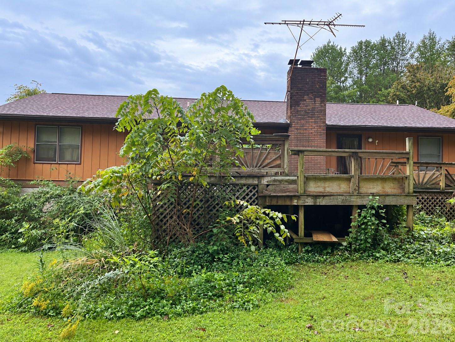 6 Daniel Drive Property Photo 5