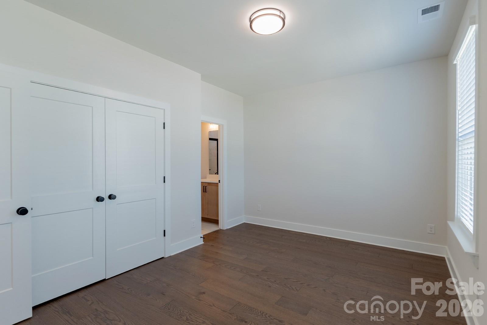 4012 Hickory Springs Lane 43 Property Photo 13