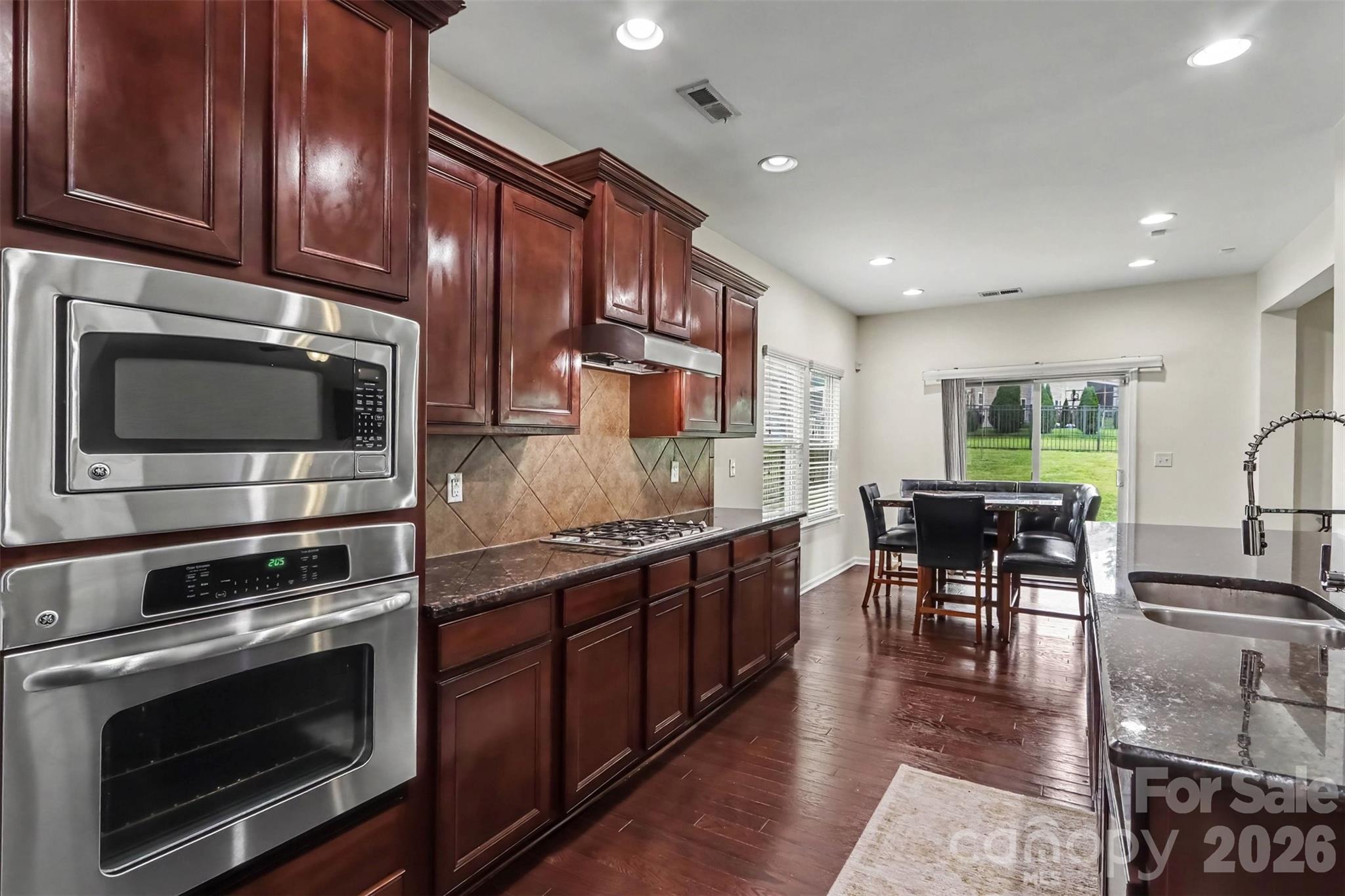 2161 Laurens Drive Property Photo 10
