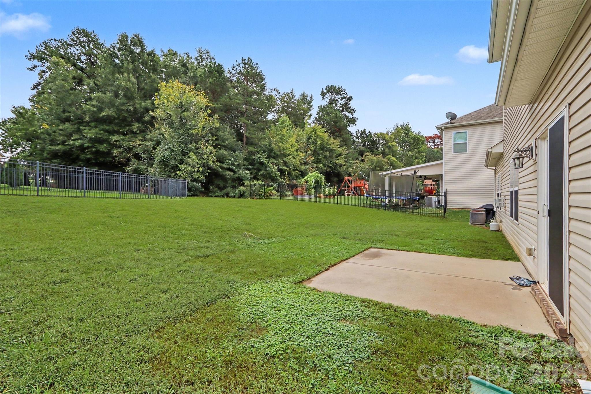 2161 Laurens Drive Property Photo 28