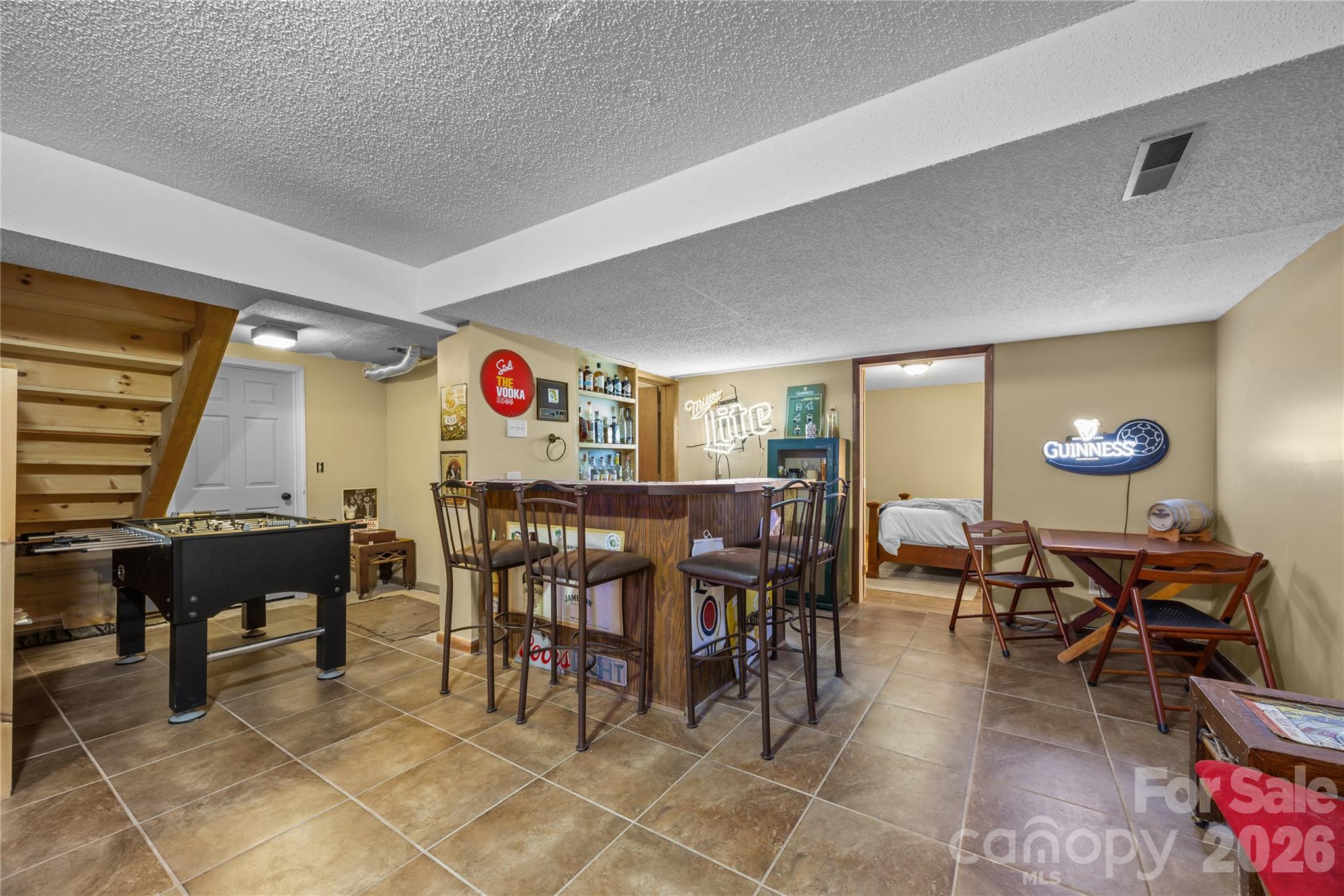 501 Woodfield Drive Property Photo 21