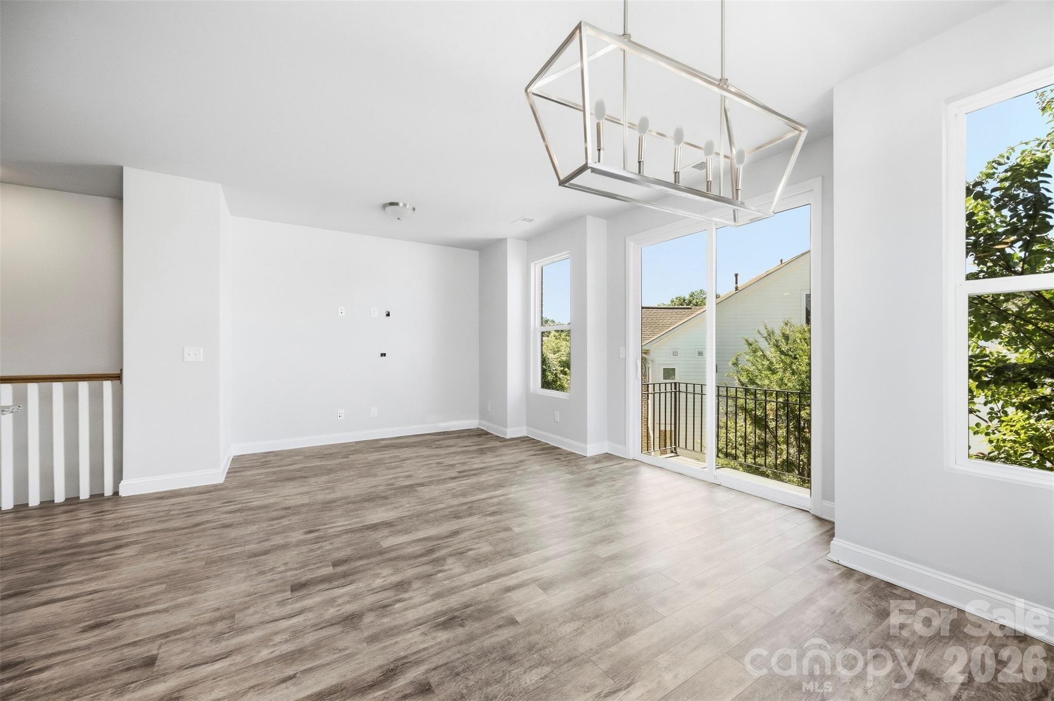 1432 Winding Stream Road Property Photo 11