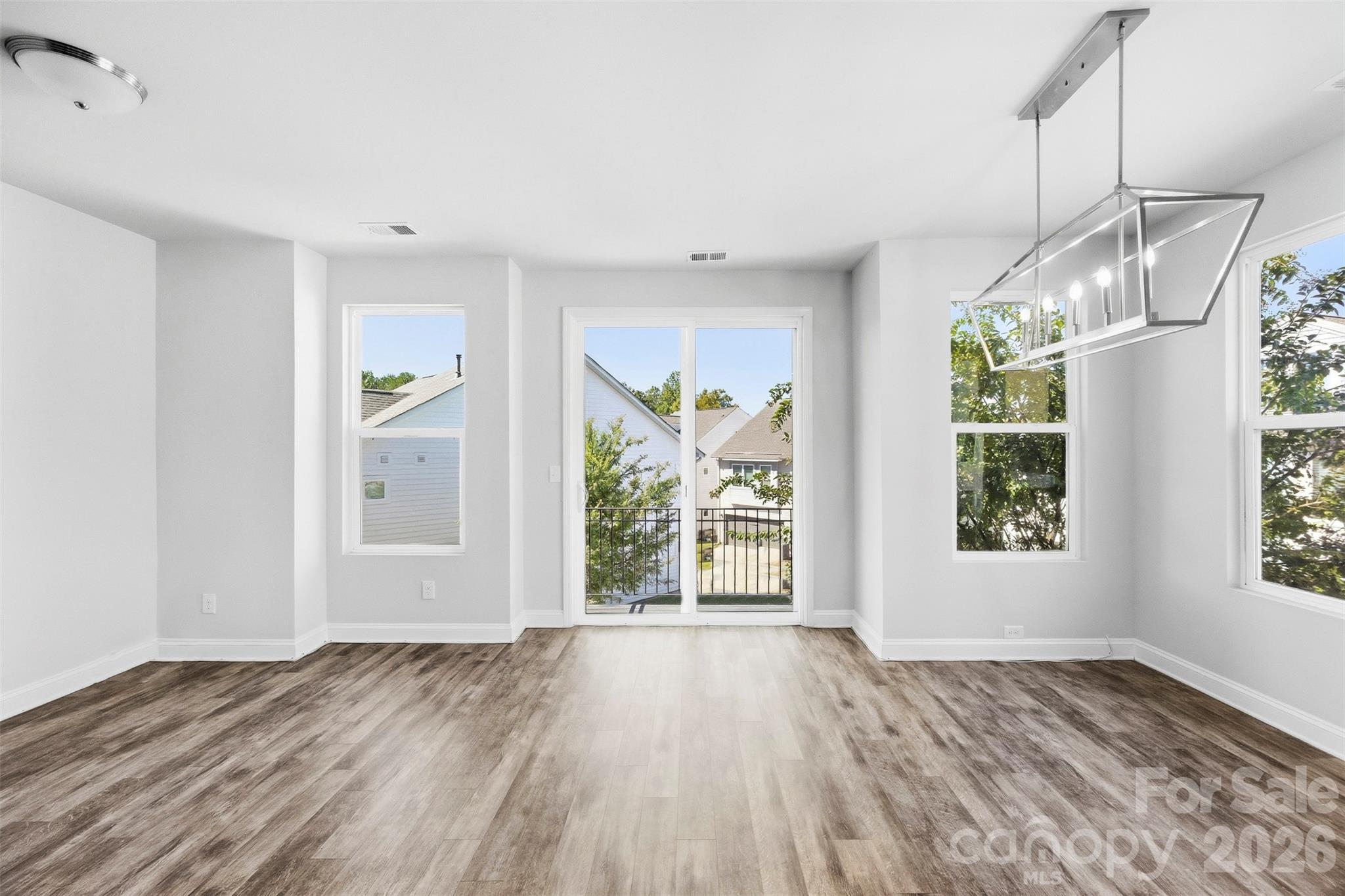 1432 Winding Stream Road Property Photo 13
