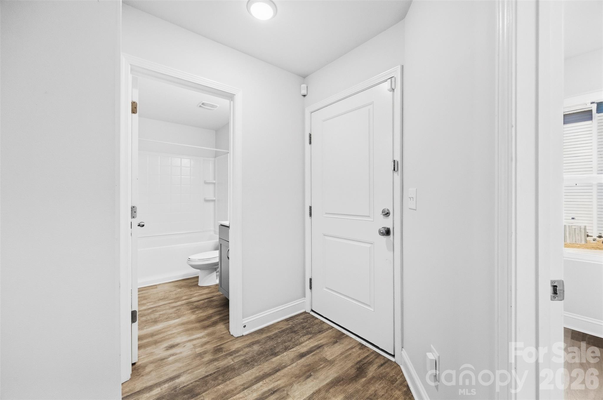 1432 Winding Stream Road Property Photo 23