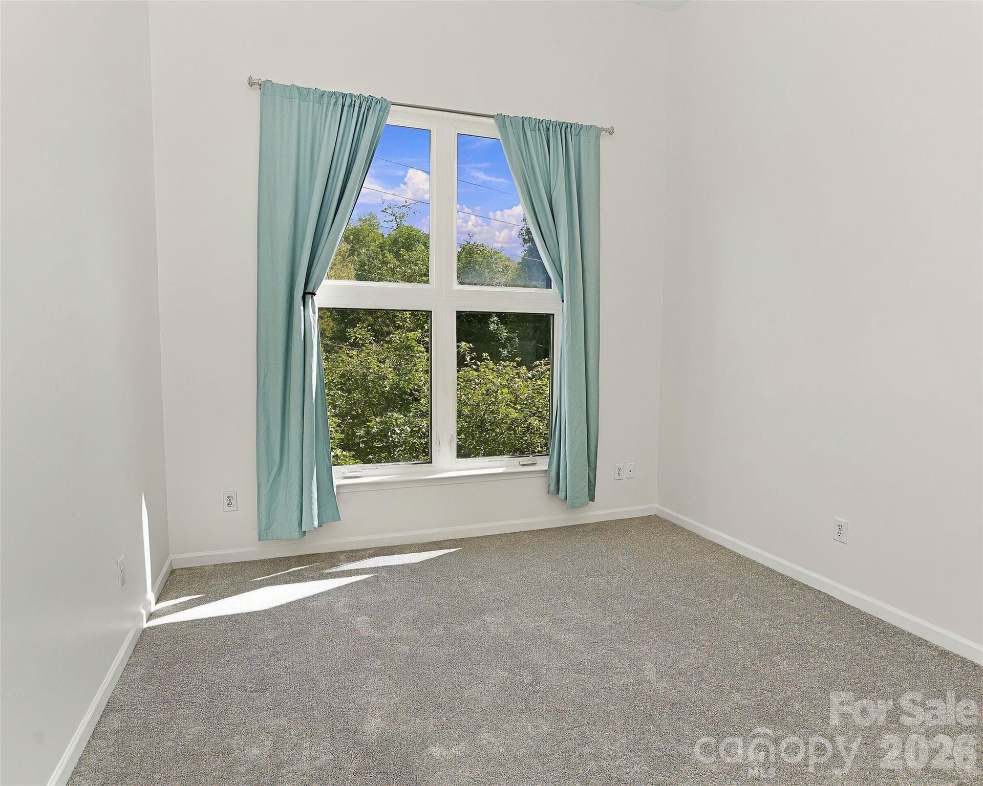 125 Clingman Avenue 304 Property Photo 13