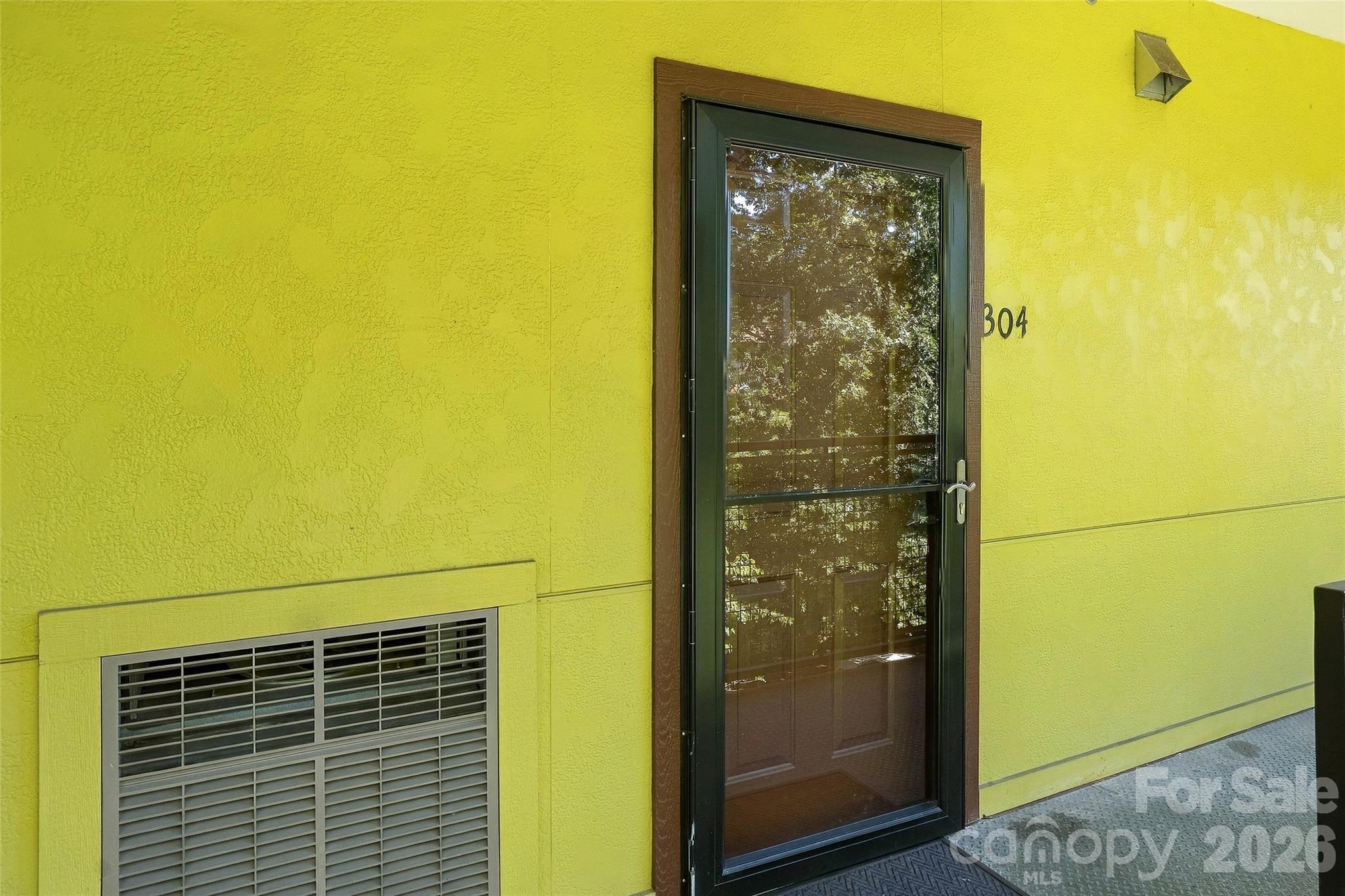 125 Clingman Avenue 304 Property Photo 32