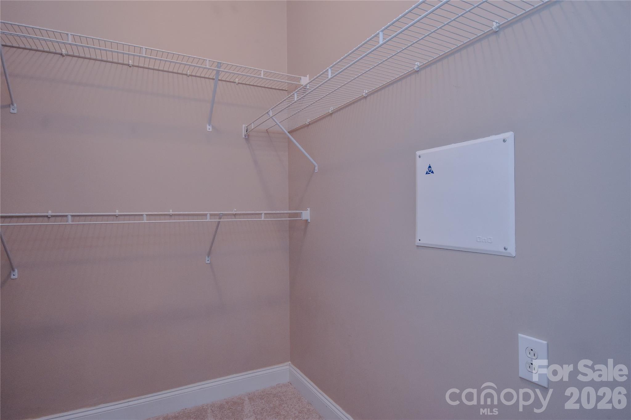 727 Garden District Drive Property Photo 8
